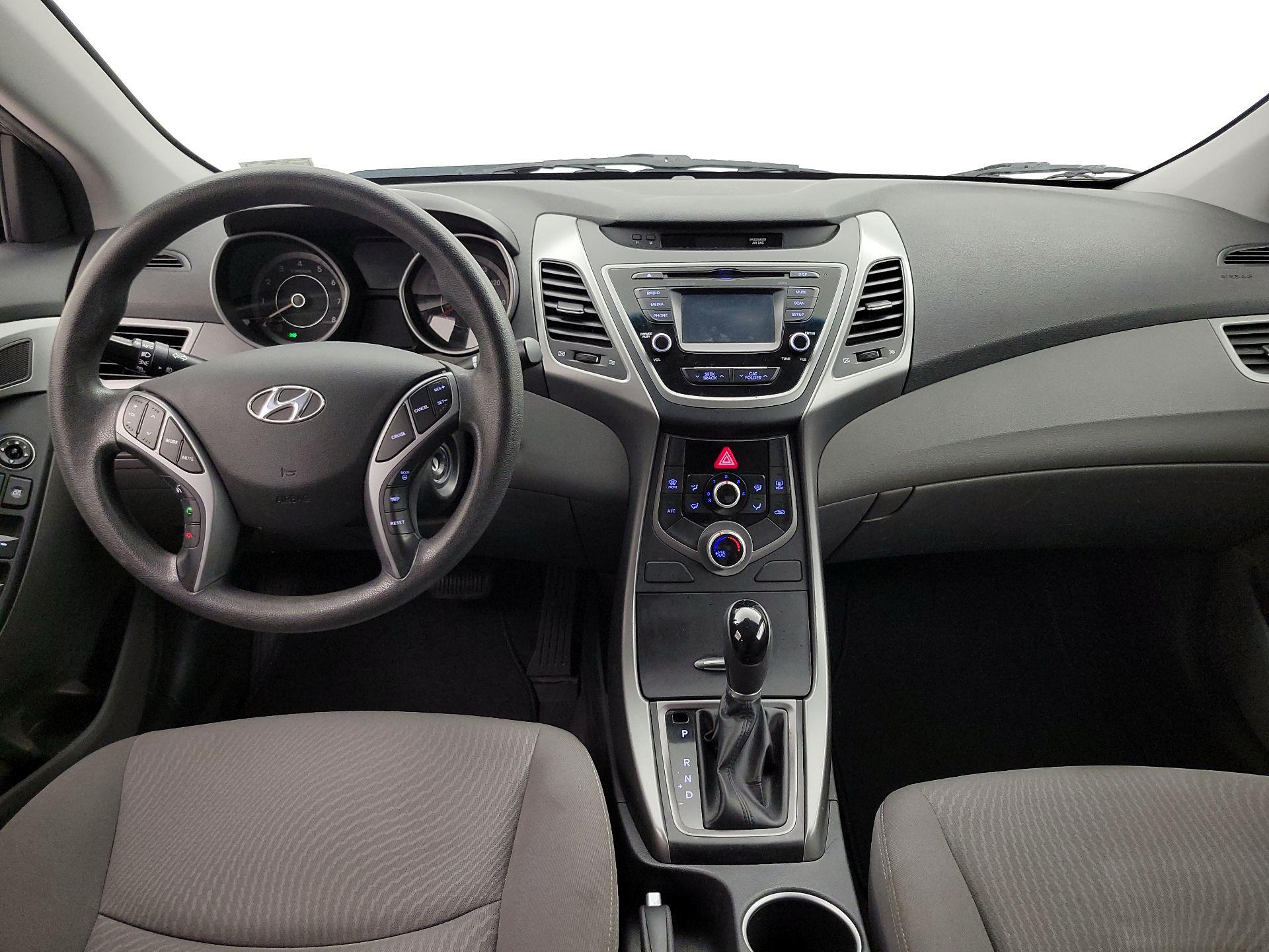 Thumbnail: 2015 Hyundai Elantra - 9