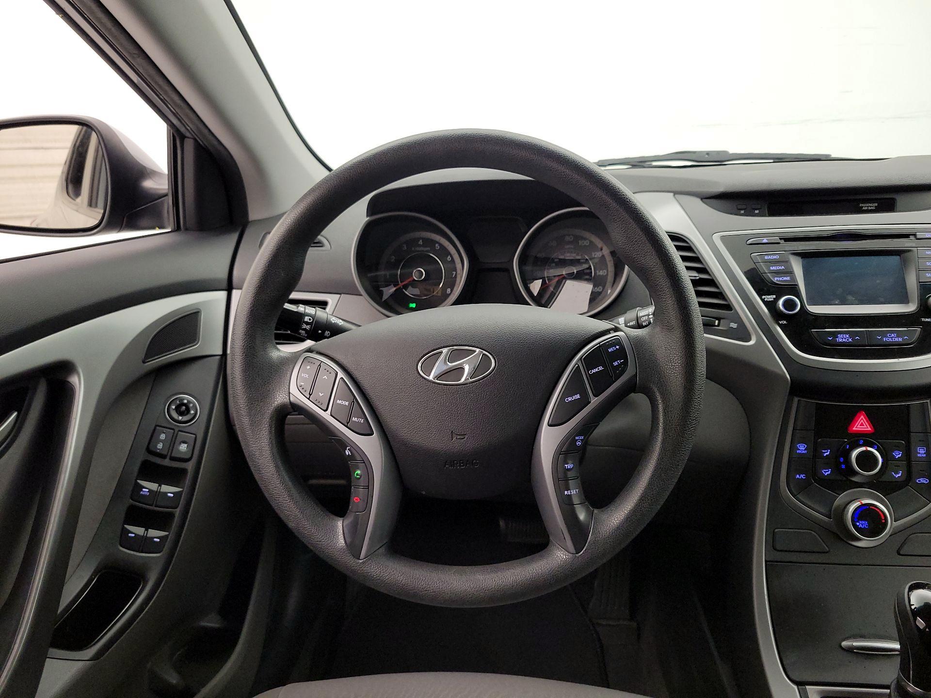 Thumbnail: 2015 Hyundai Elantra - 10