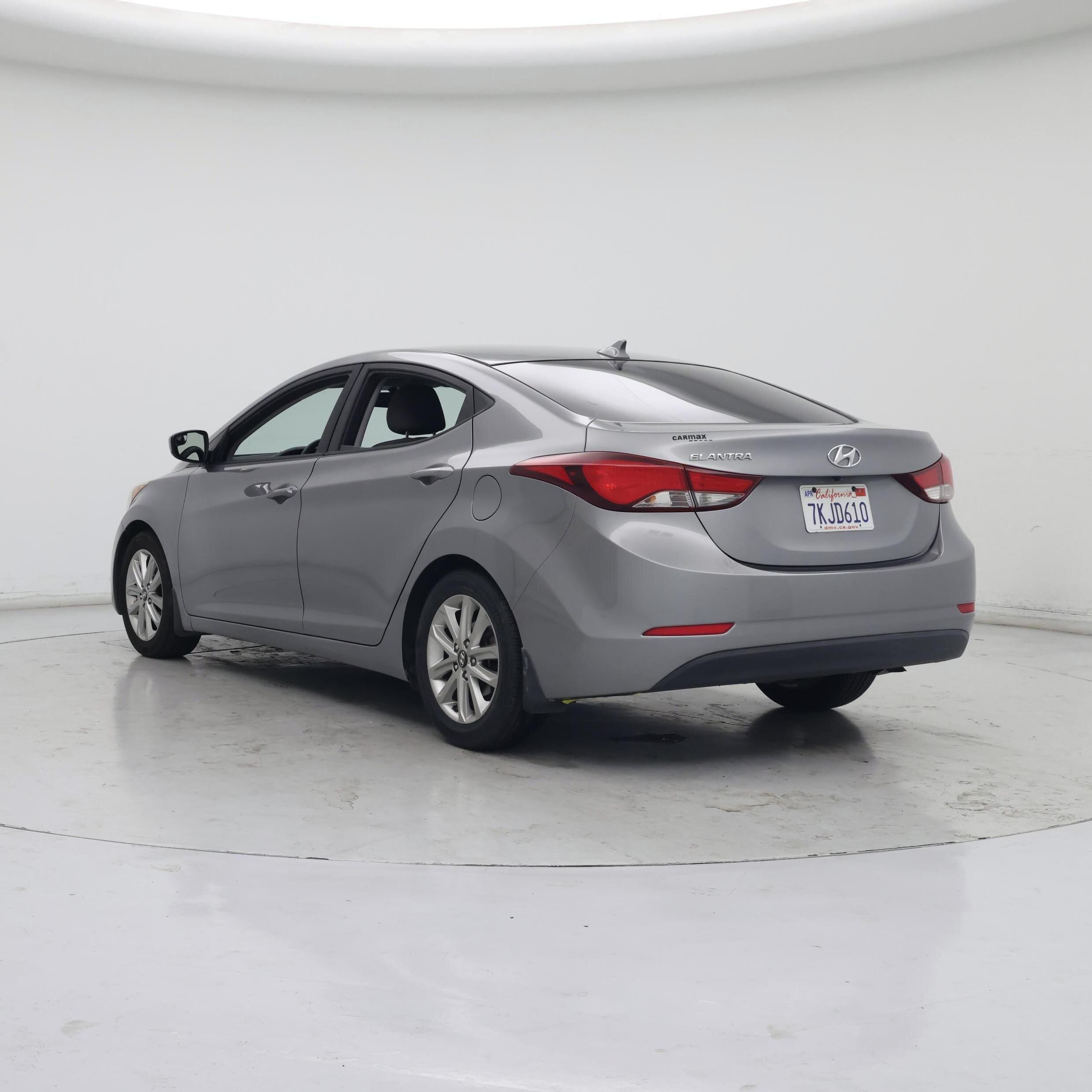 Thumbnail: 2015 Hyundai Elantra - 2