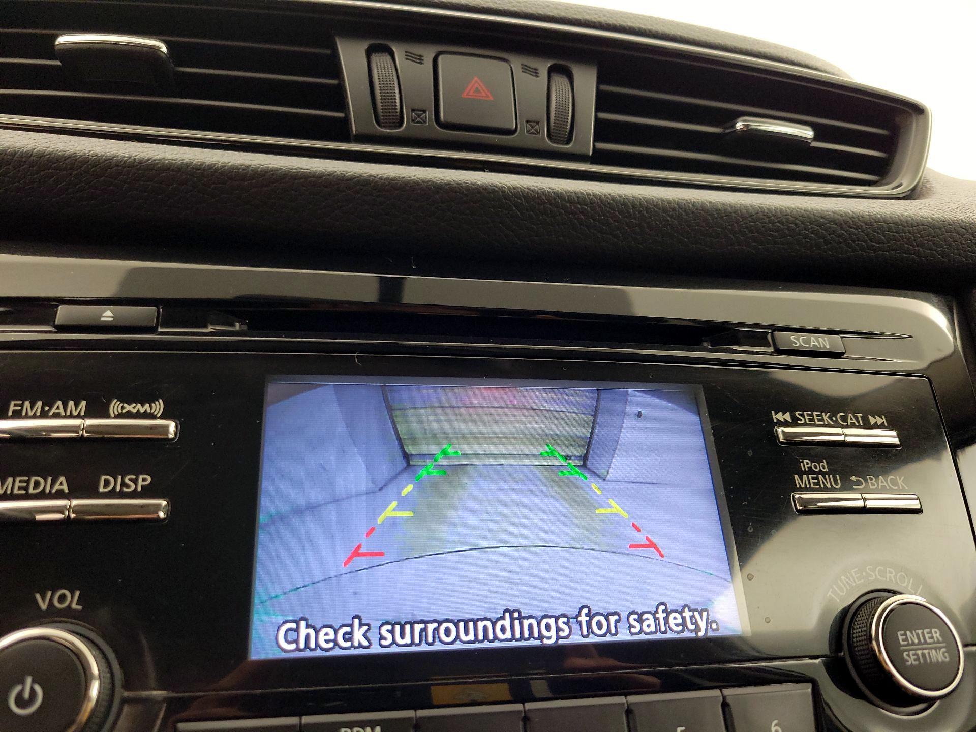 Thumbnail: 2017 Nissan Rogue - 14