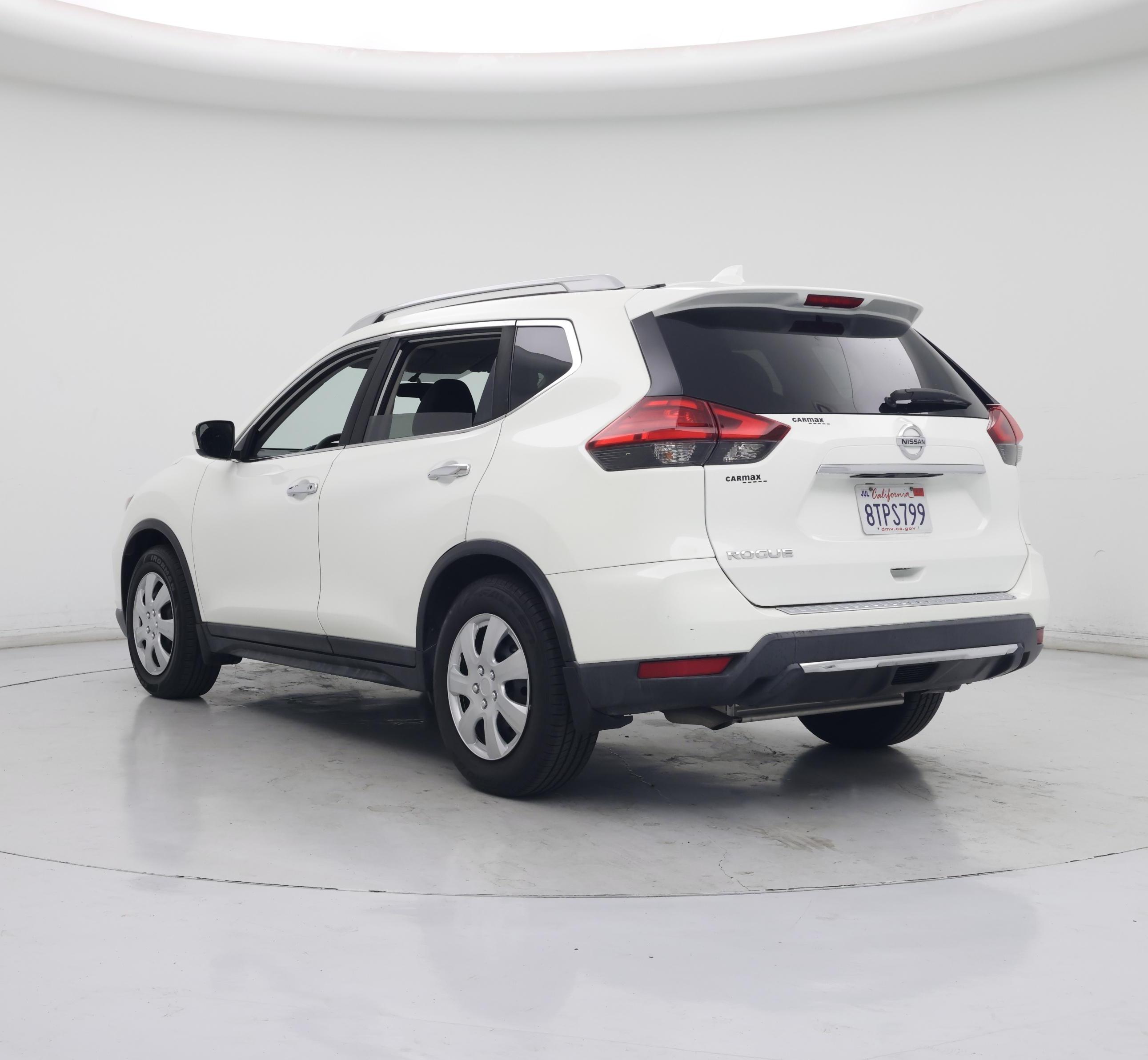 Thumbnail: 2017 Nissan Rogue - 2
