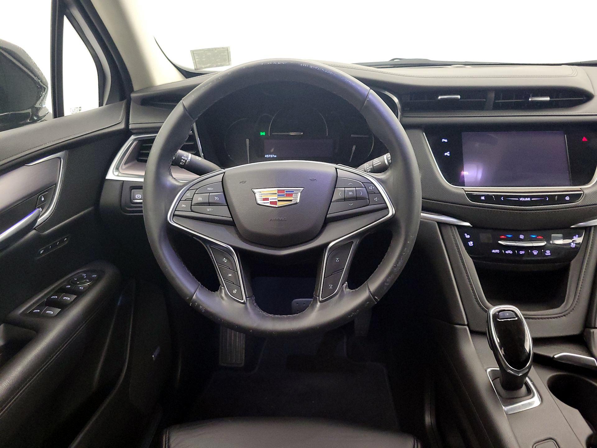 Thumbnail: 2019 Cadillac XT5 - 10