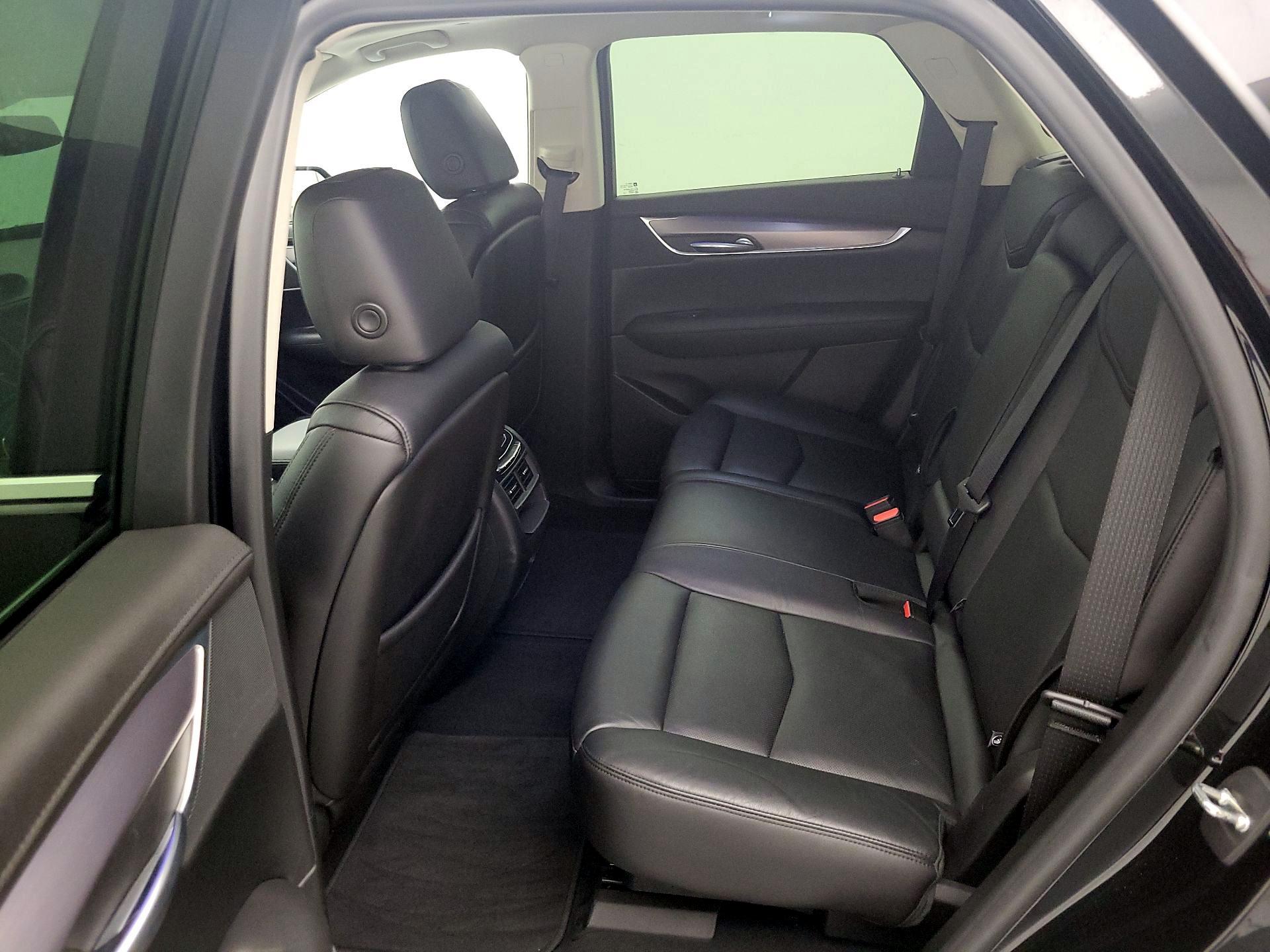 Thumbnail: 2019 Cadillac XT5 - 19