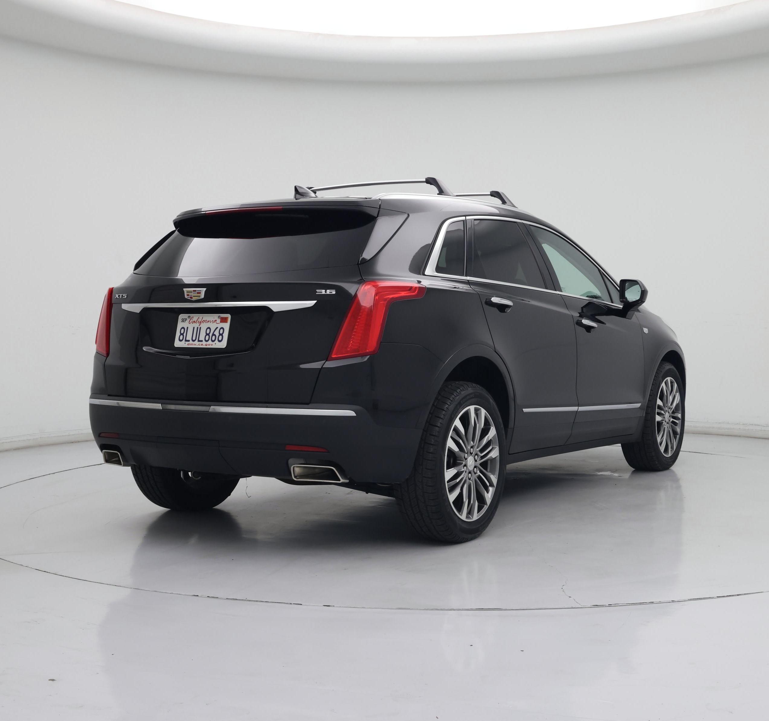 Thumbnail: 2019 Cadillac XT5 - 8