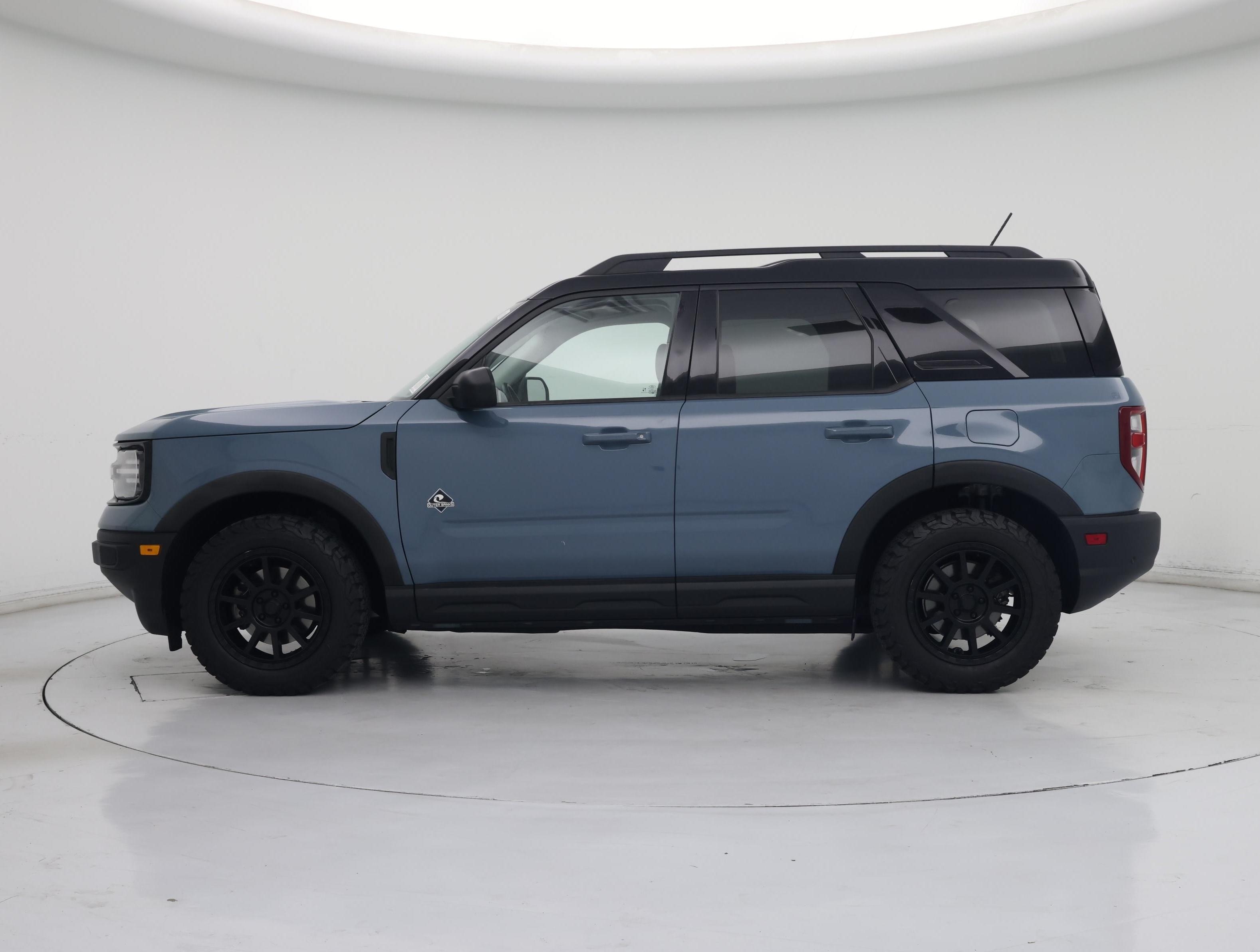 Thumbnail: 2021 Ford Bronco Sport - 3
