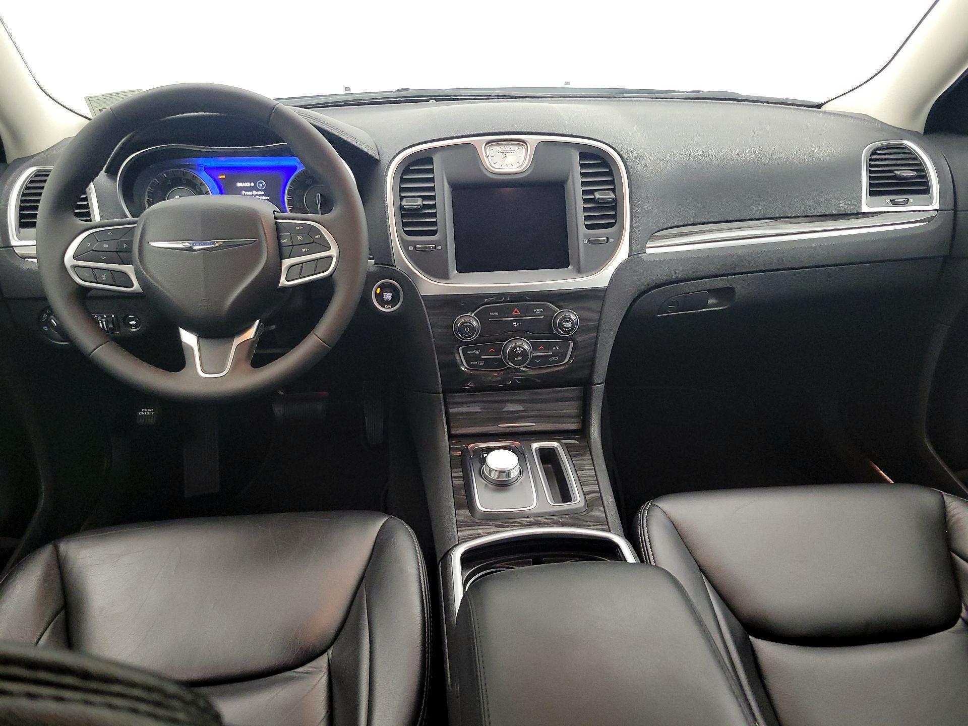 Thumbnail: 2022 Chrysler 300 - 9