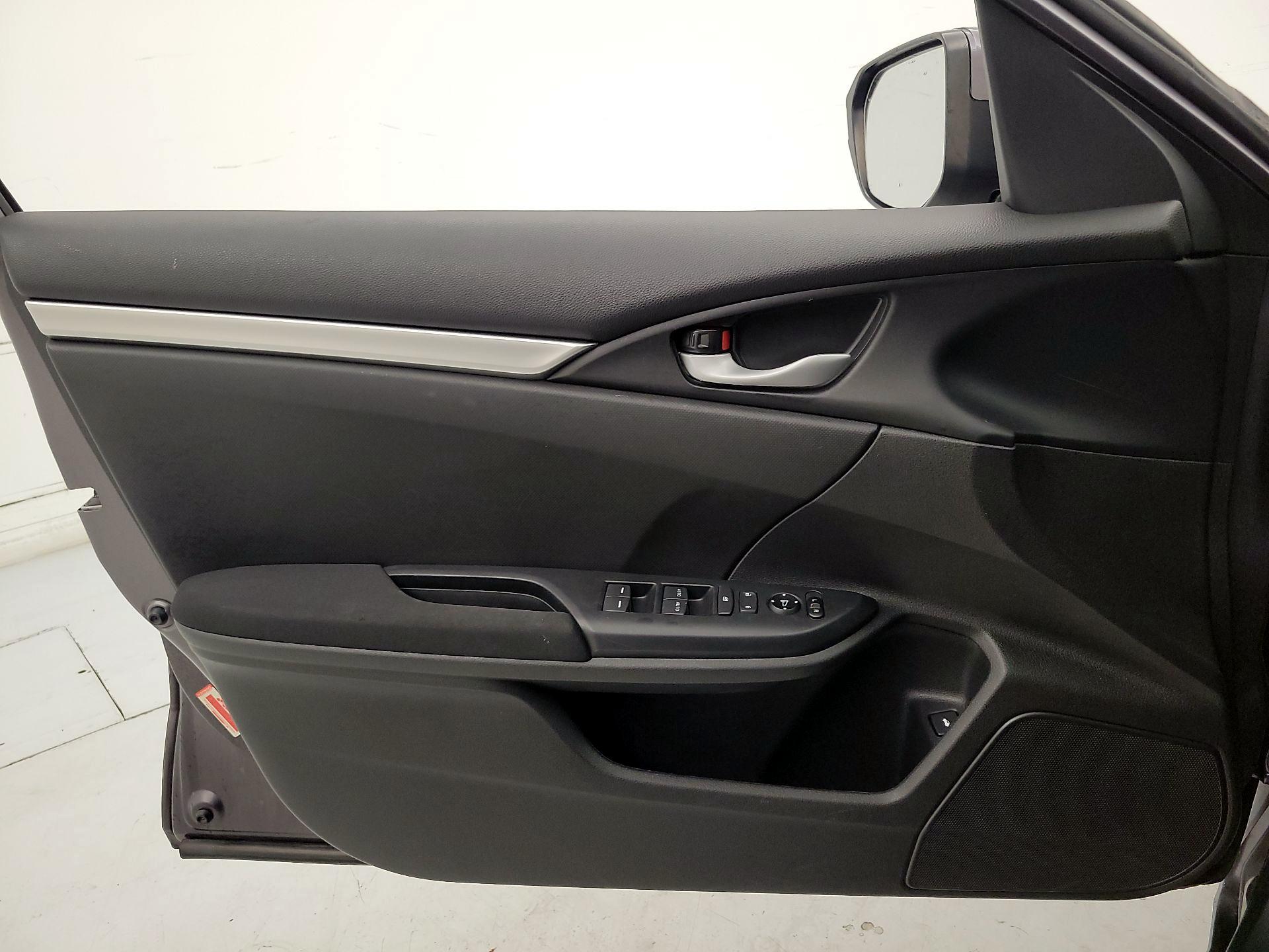 Thumbnail: 2020 Honda Civic - 12