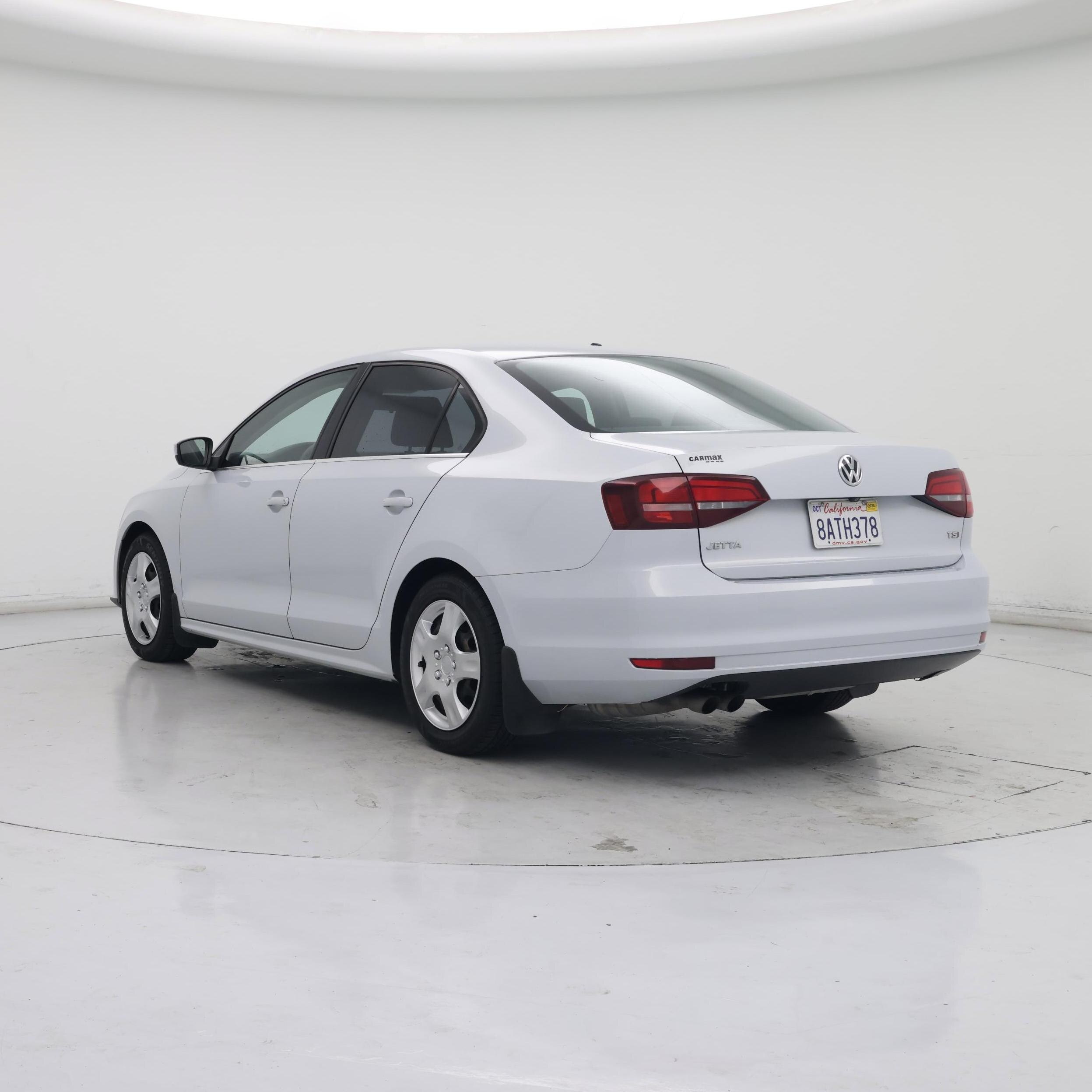 Thumbnail: 2017 Volkswagen Jetta - 2