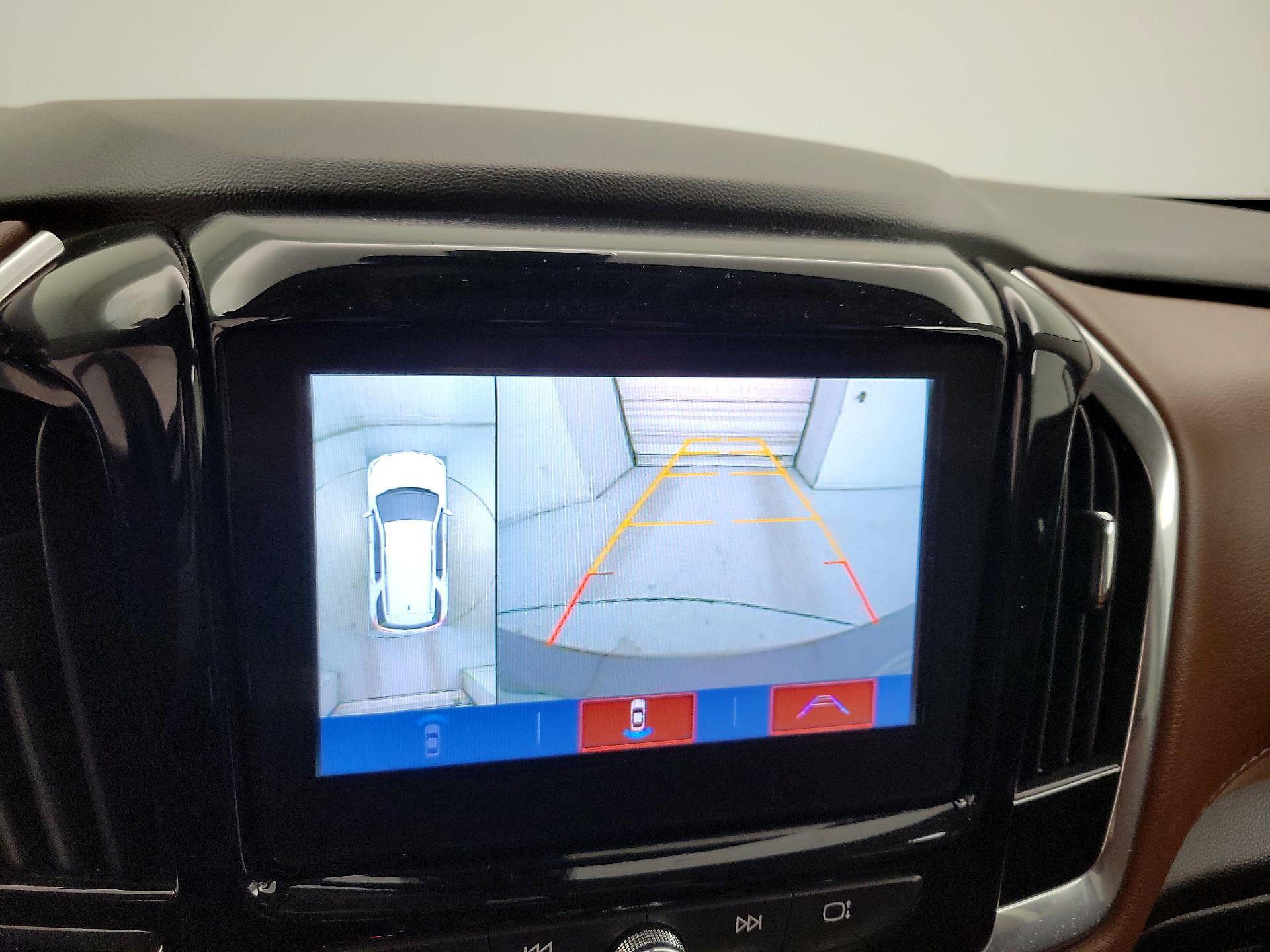 Thumbnail: 2019 Chevrolet Traverse - 15