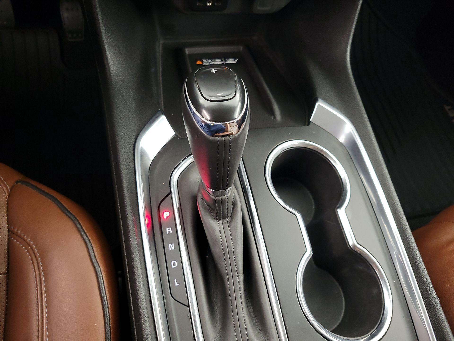 Thumbnail: 2019 Chevrolet Traverse - 18