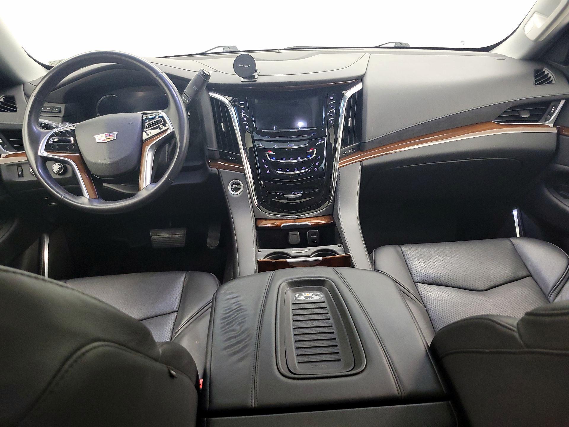 Thumbnail: 2018 Cadillac Escalade - 9