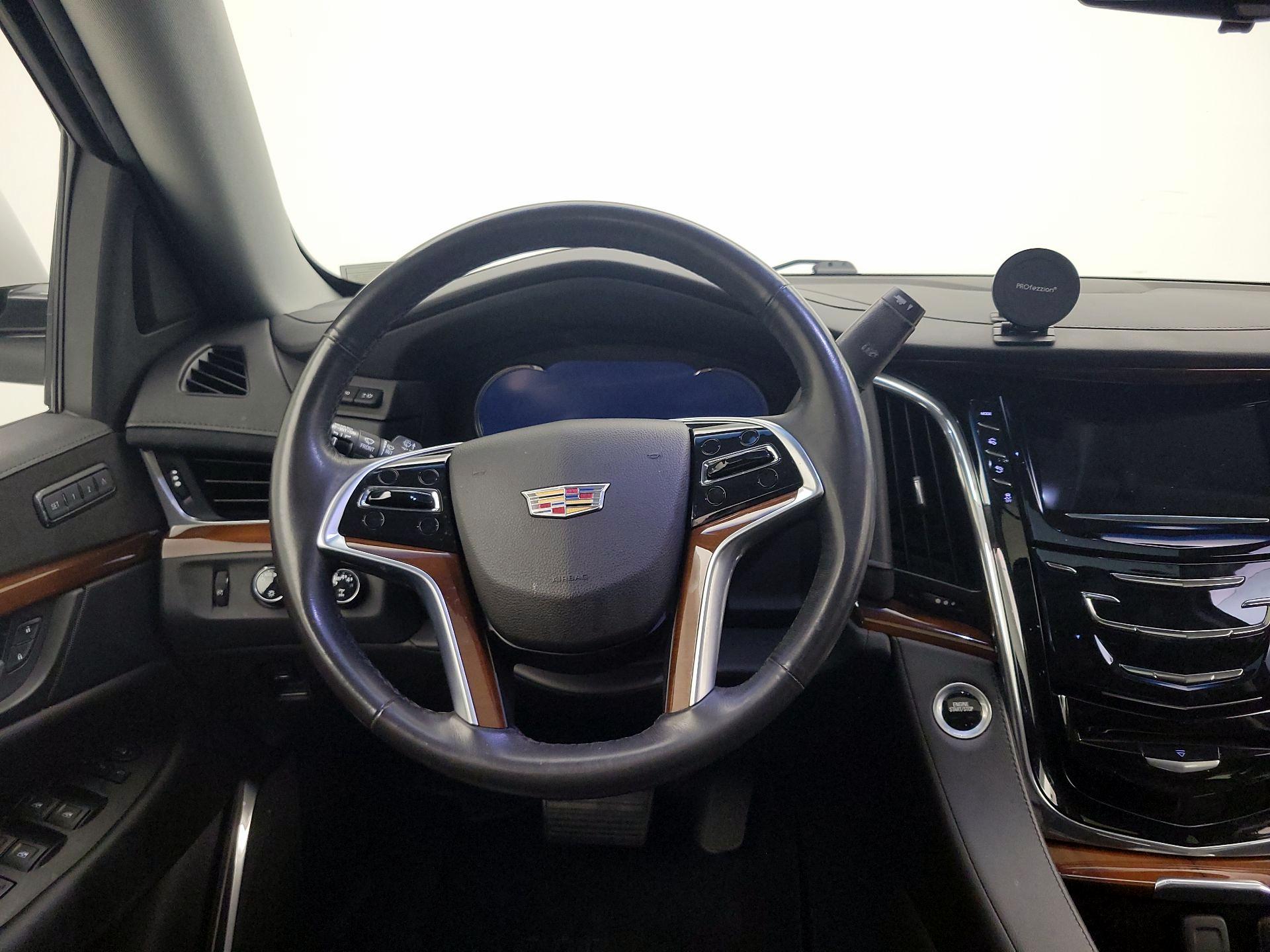 Thumbnail: 2018 Cadillac Escalade - 10