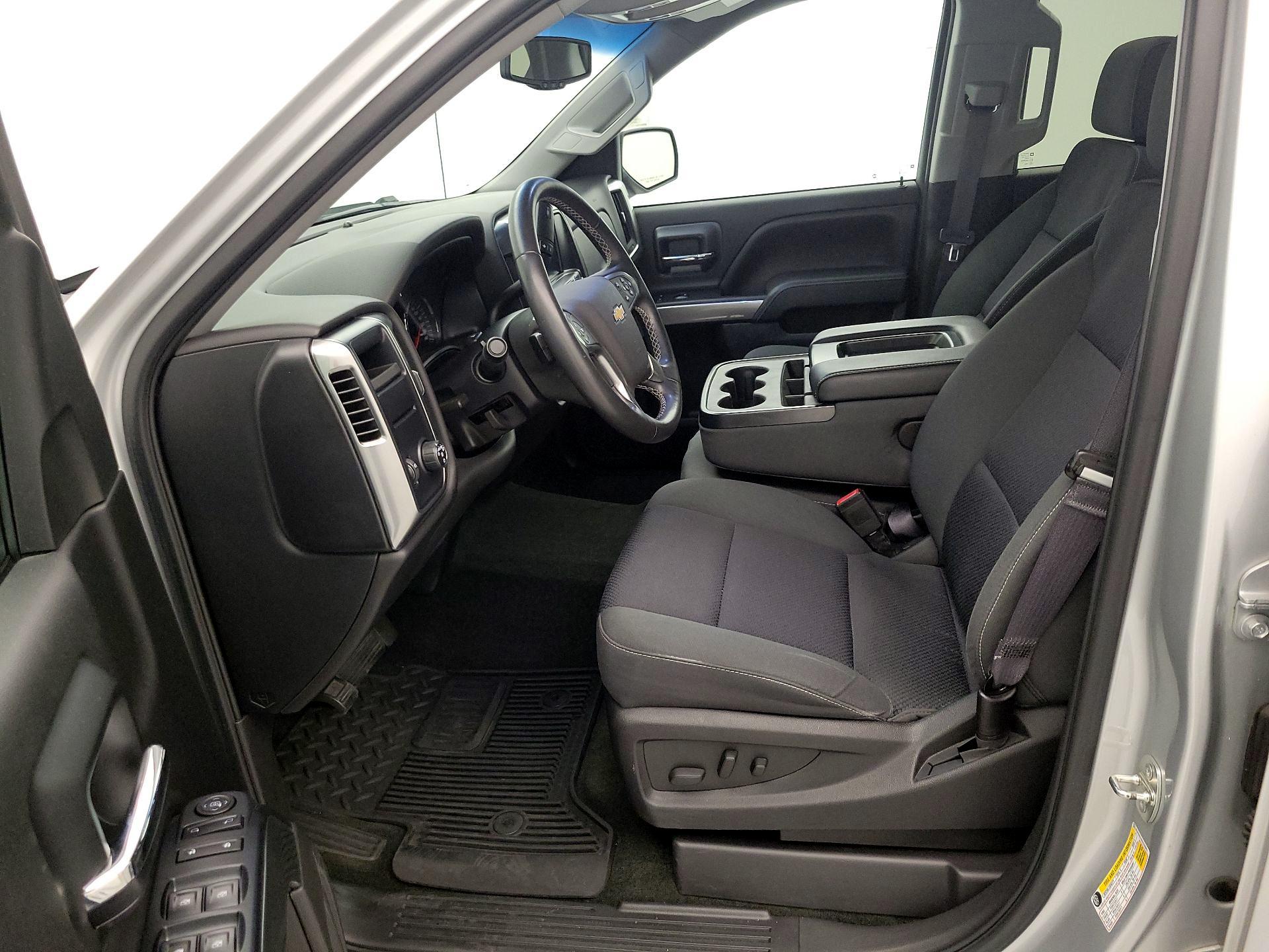 Thumbnail: 2016 Chevrolet Silverado 1500 - 11