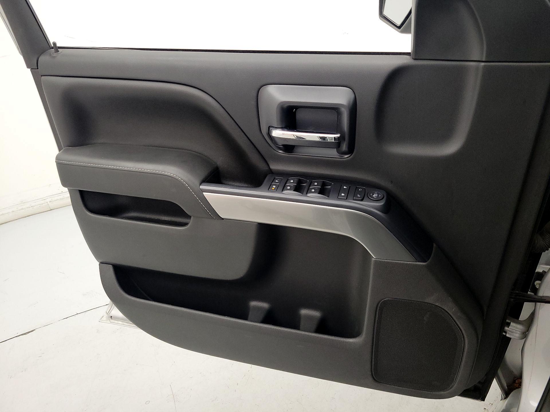 Thumbnail: 2016 Chevrolet Silverado 1500 - 12