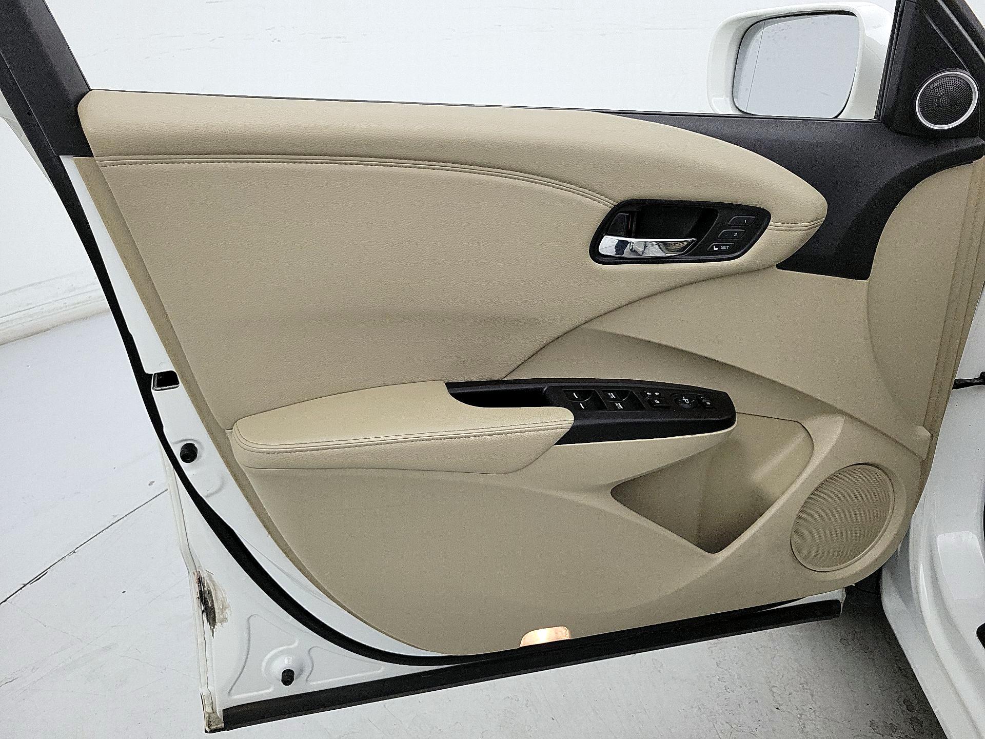 Thumbnail: 2015 Acura RDX - 12