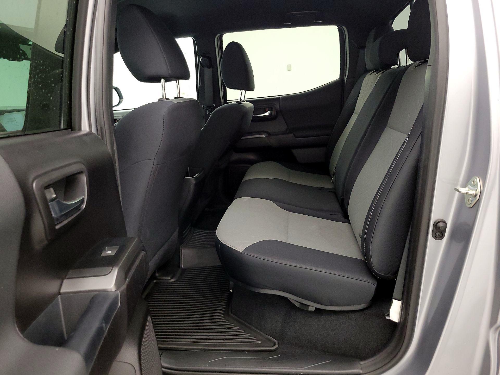 Thumbnail: 2020 Toyota Tacoma - 19