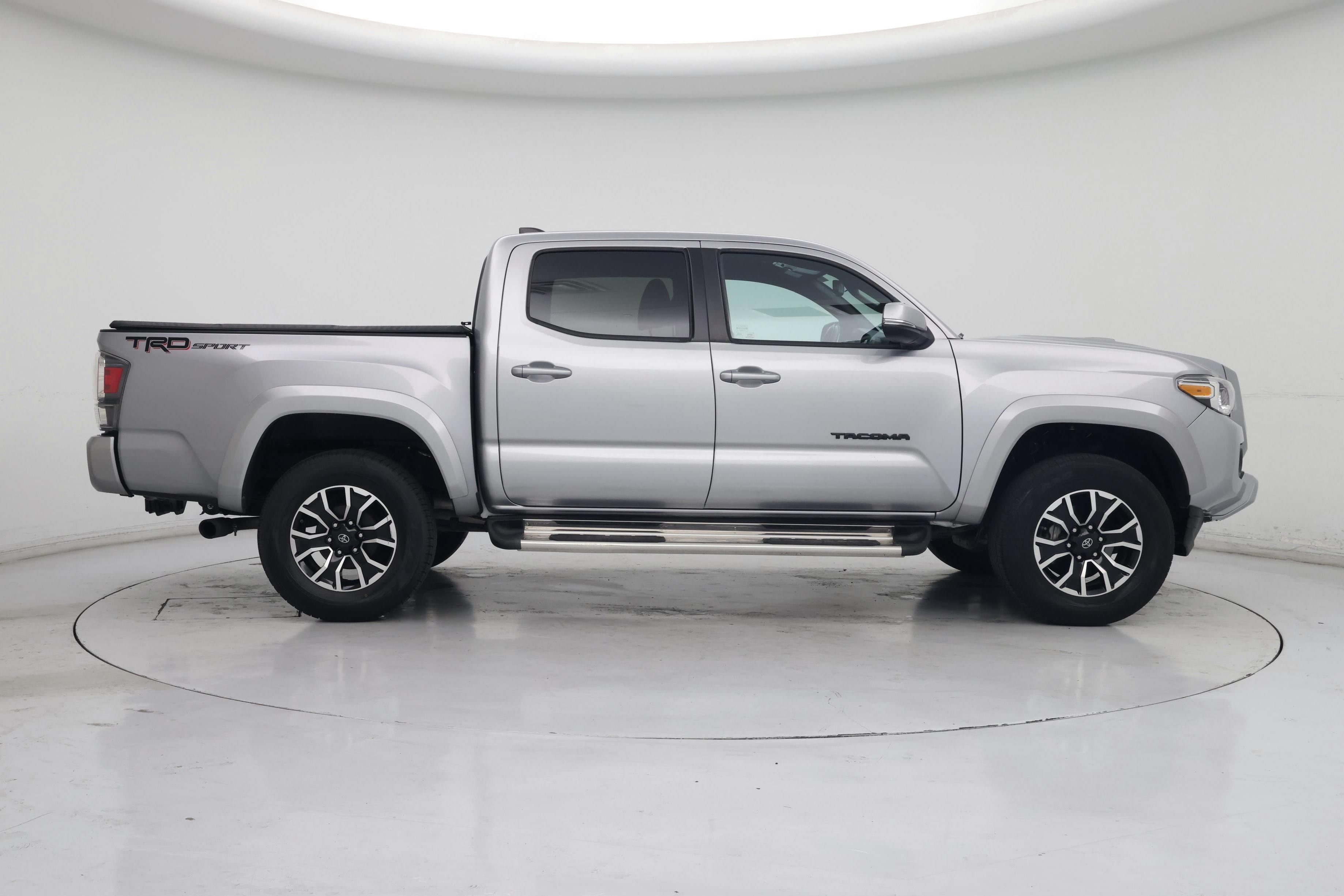Thumbnail: 2020 Toyota Tacoma - 7