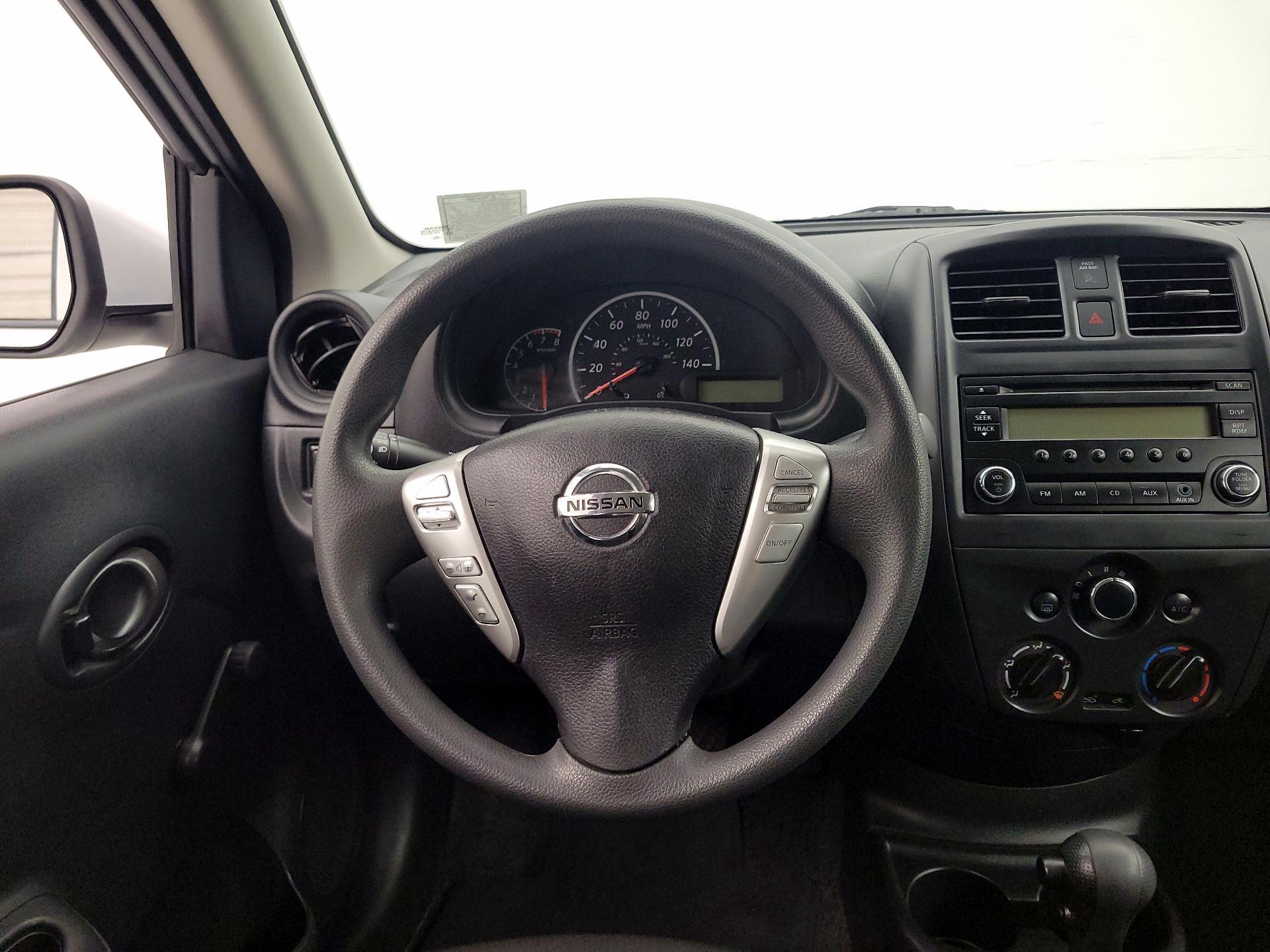 Thumbnail: 2016 Nissan Versa - 10