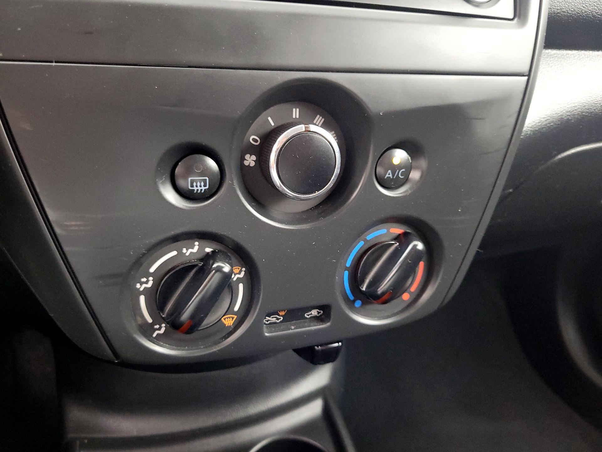 Thumbnail: 2016 Nissan Versa - 15