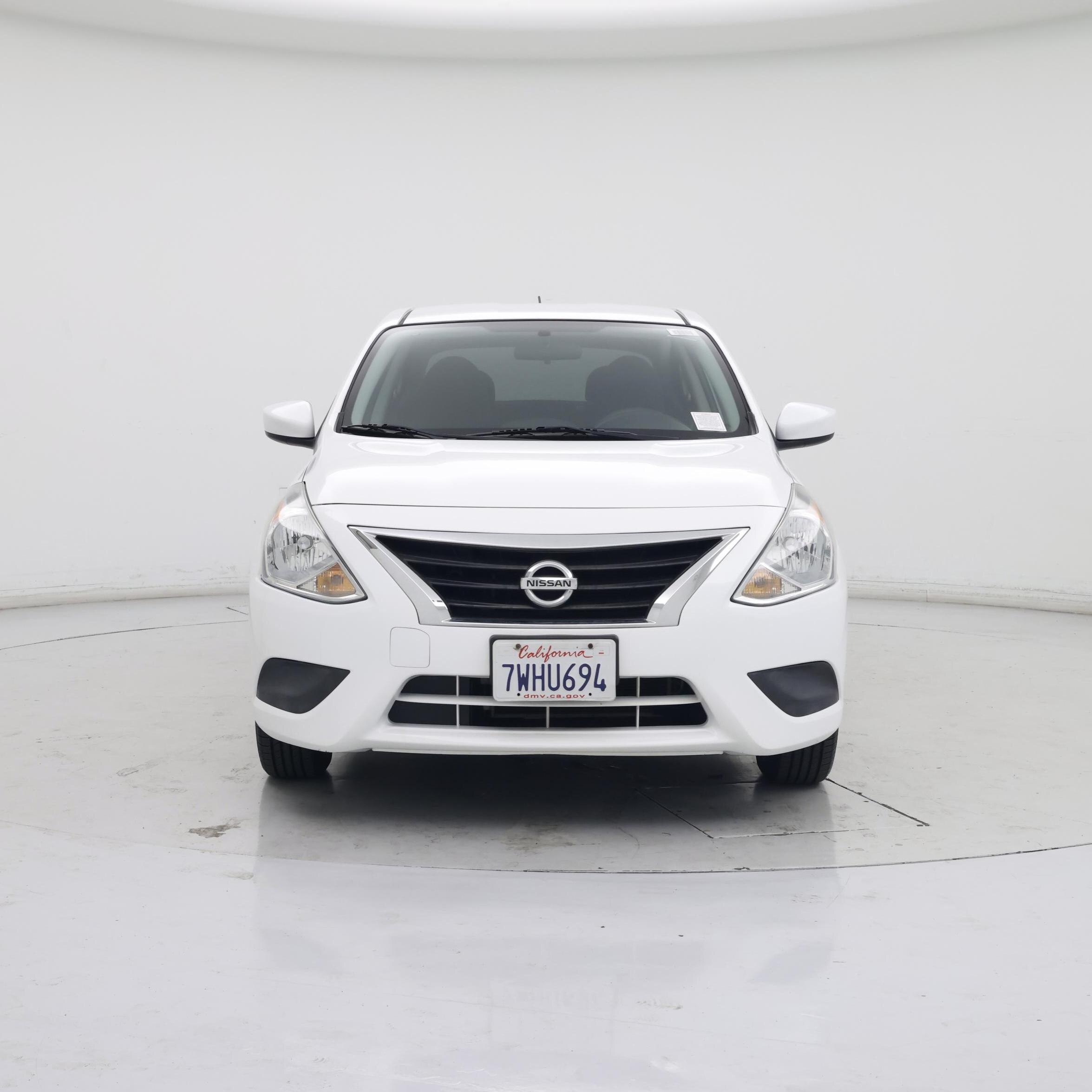 Thumbnail: 2016 Nissan Versa - 5