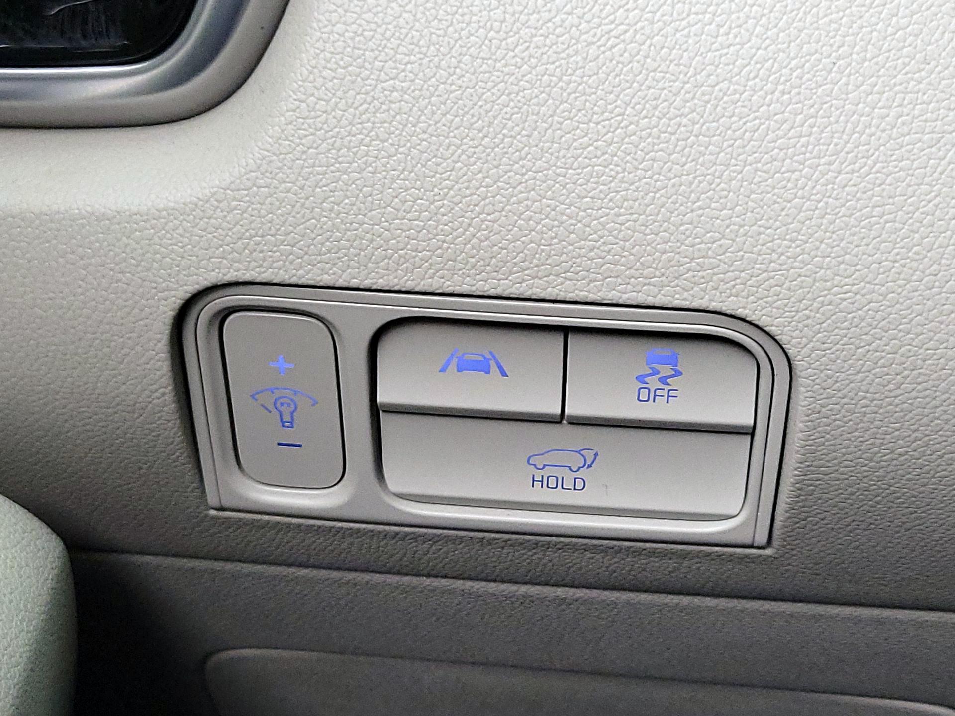 Thumbnail: 2023 Kia Sorento - 13