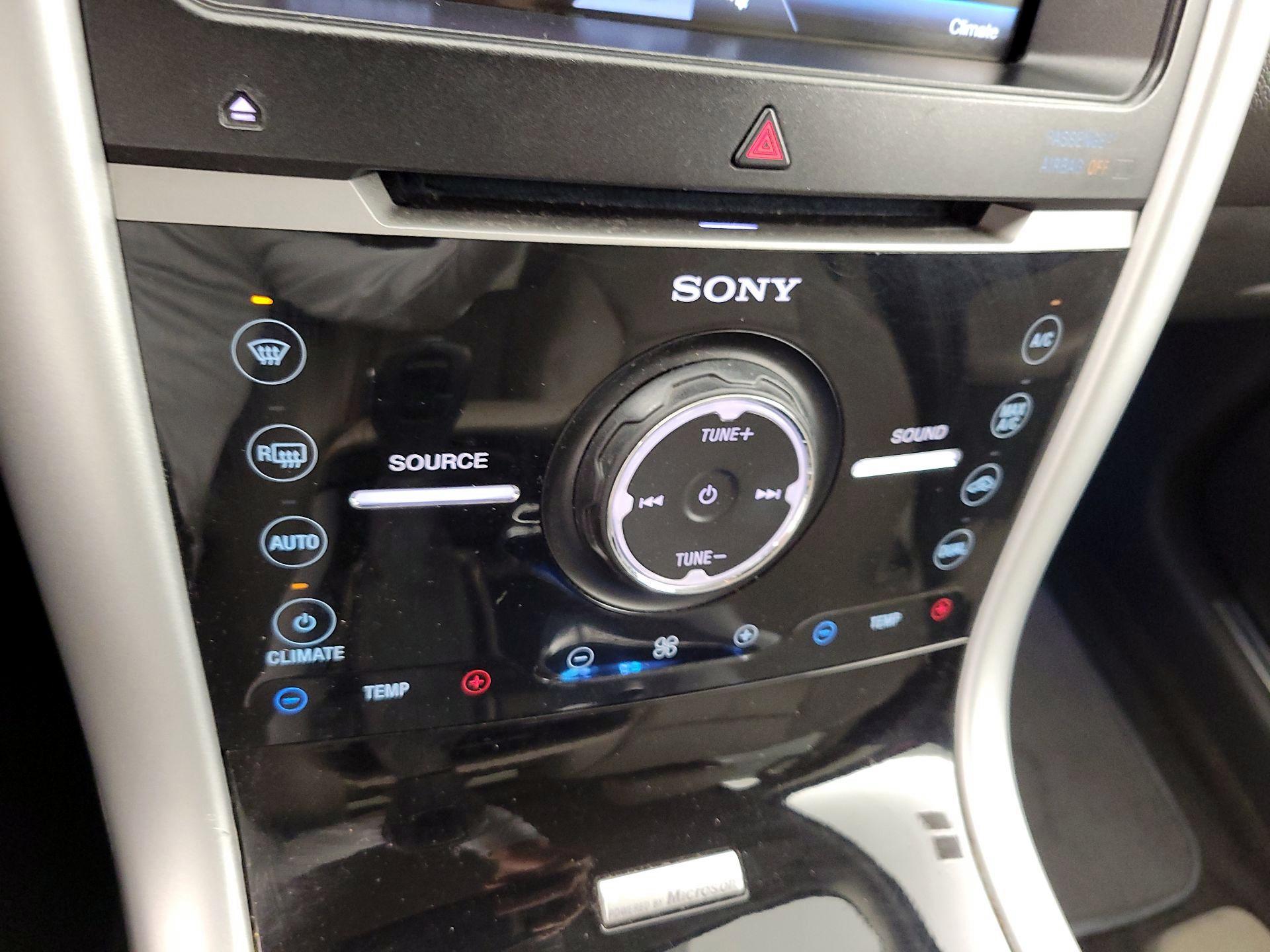 Thumbnail: 2014 Ford Edge - 17