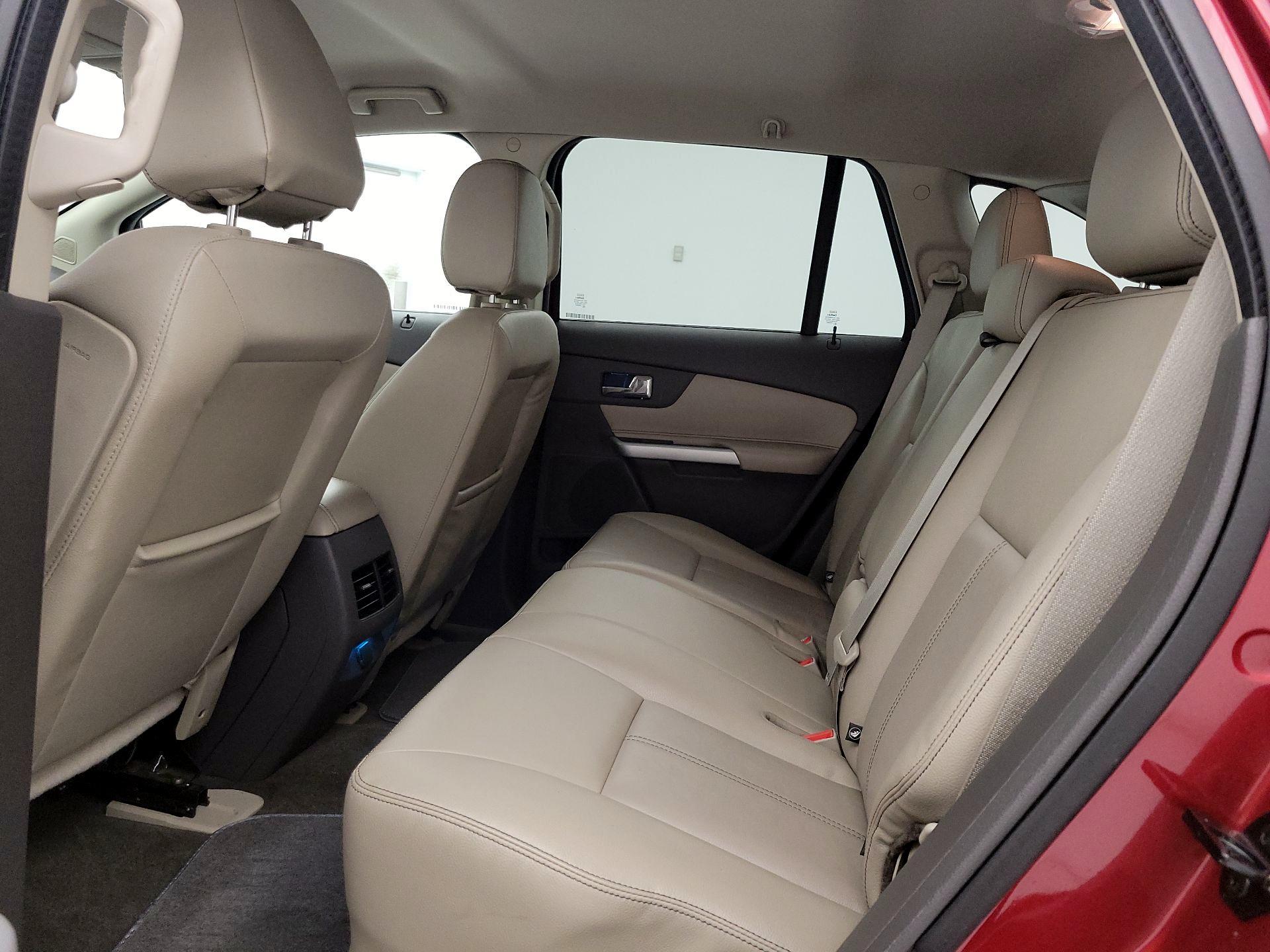 Thumbnail: 2014 Ford Edge - 20