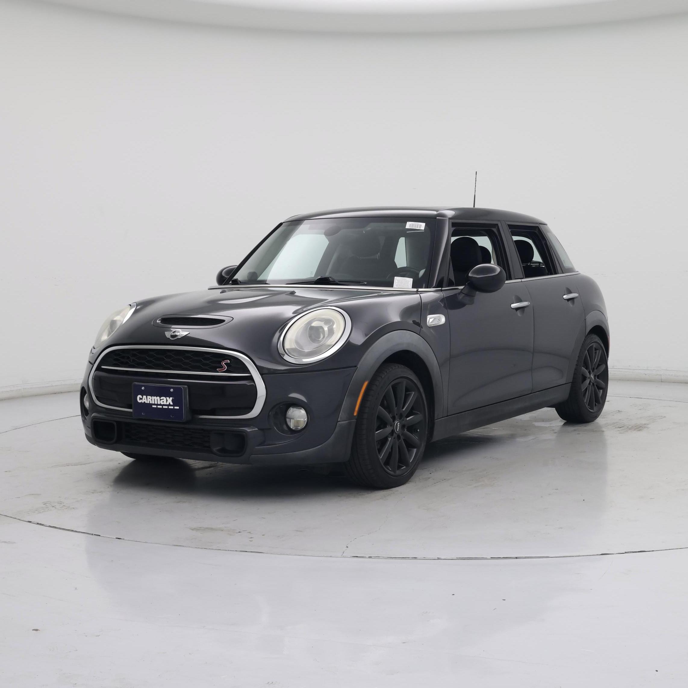 Thumbnail: 2015 MINI Cooper Hardtop - 4