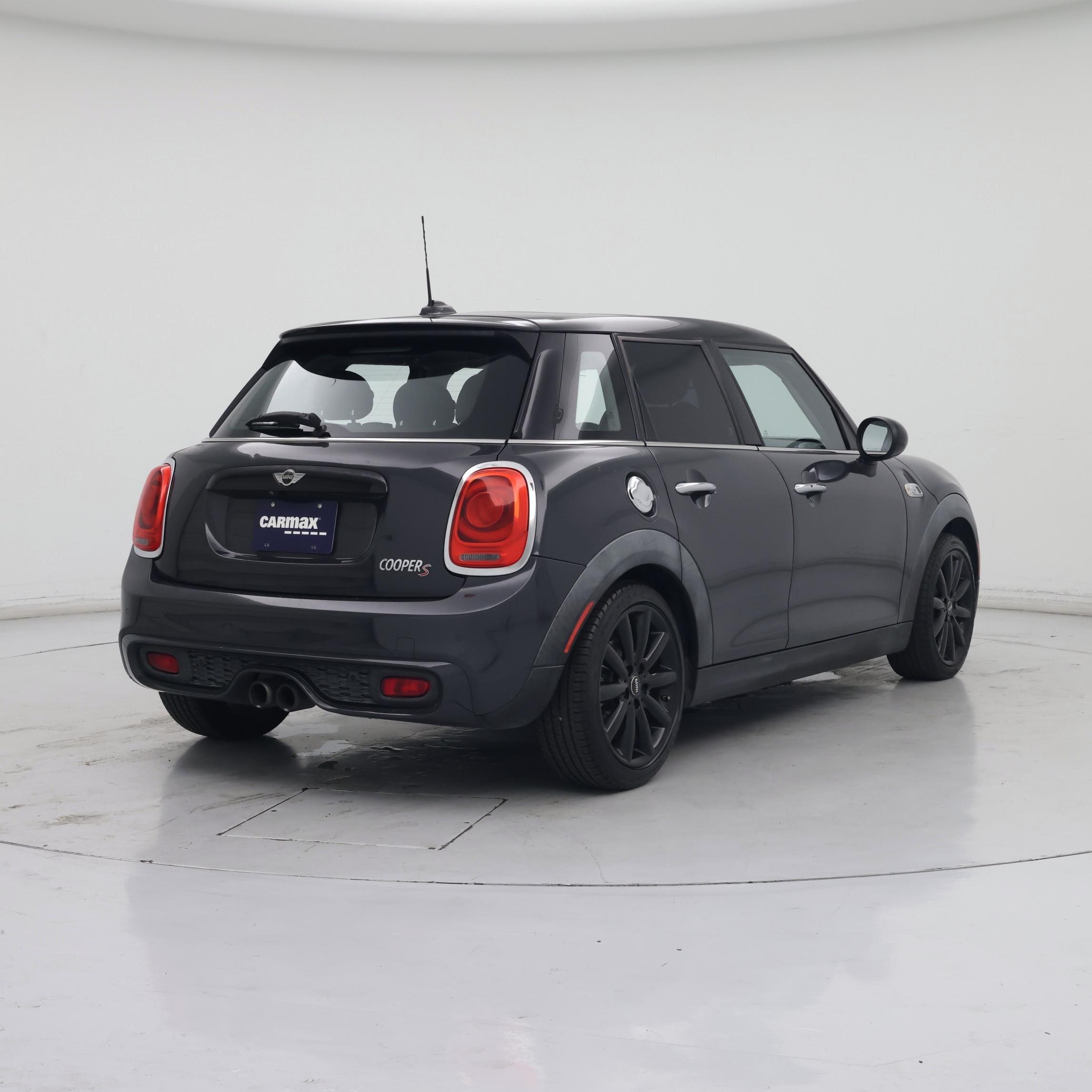 Thumbnail: 2015 MINI Cooper Hardtop - 8