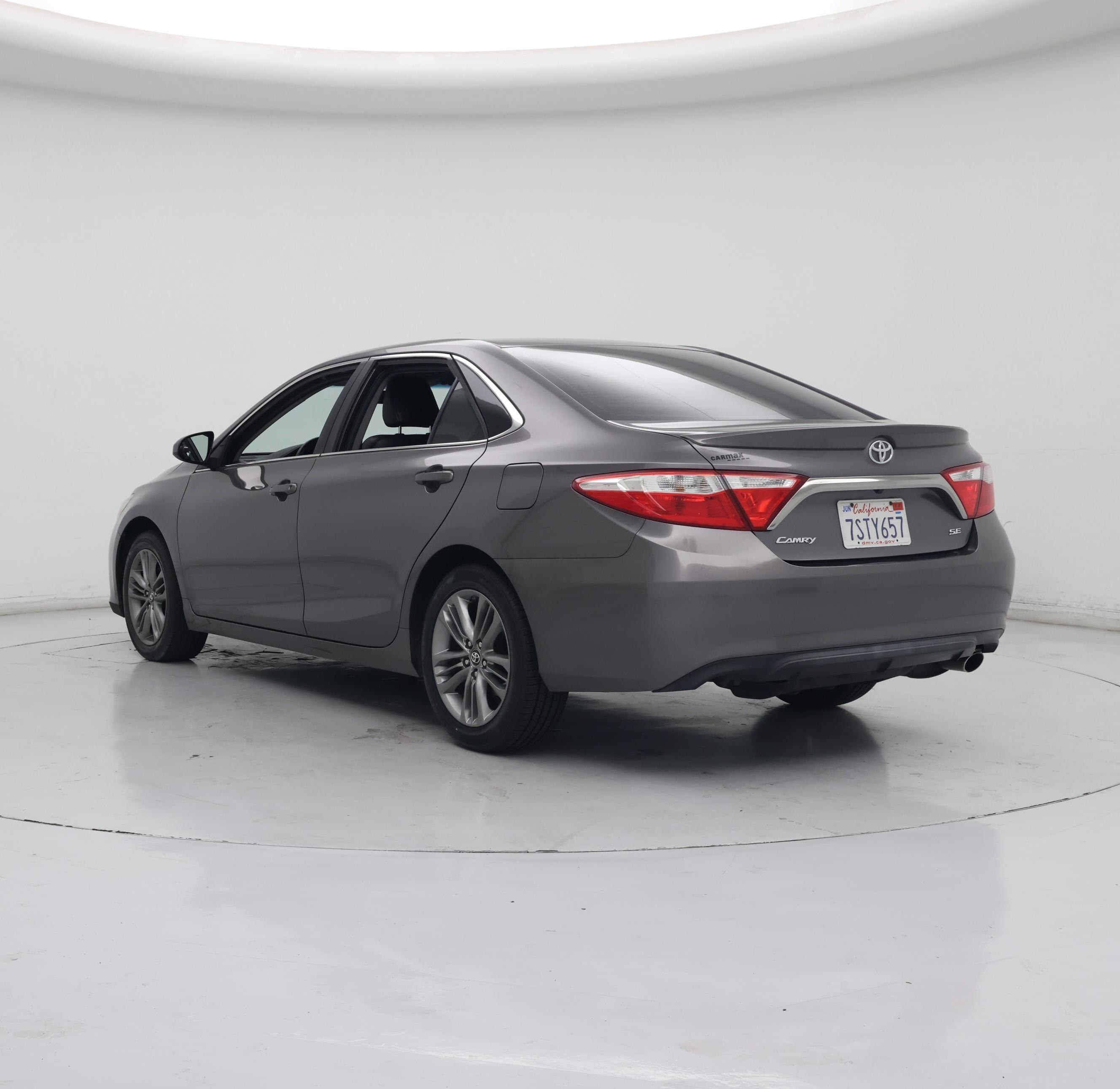 Thumbnail: 2016 Toyota Camry - 2