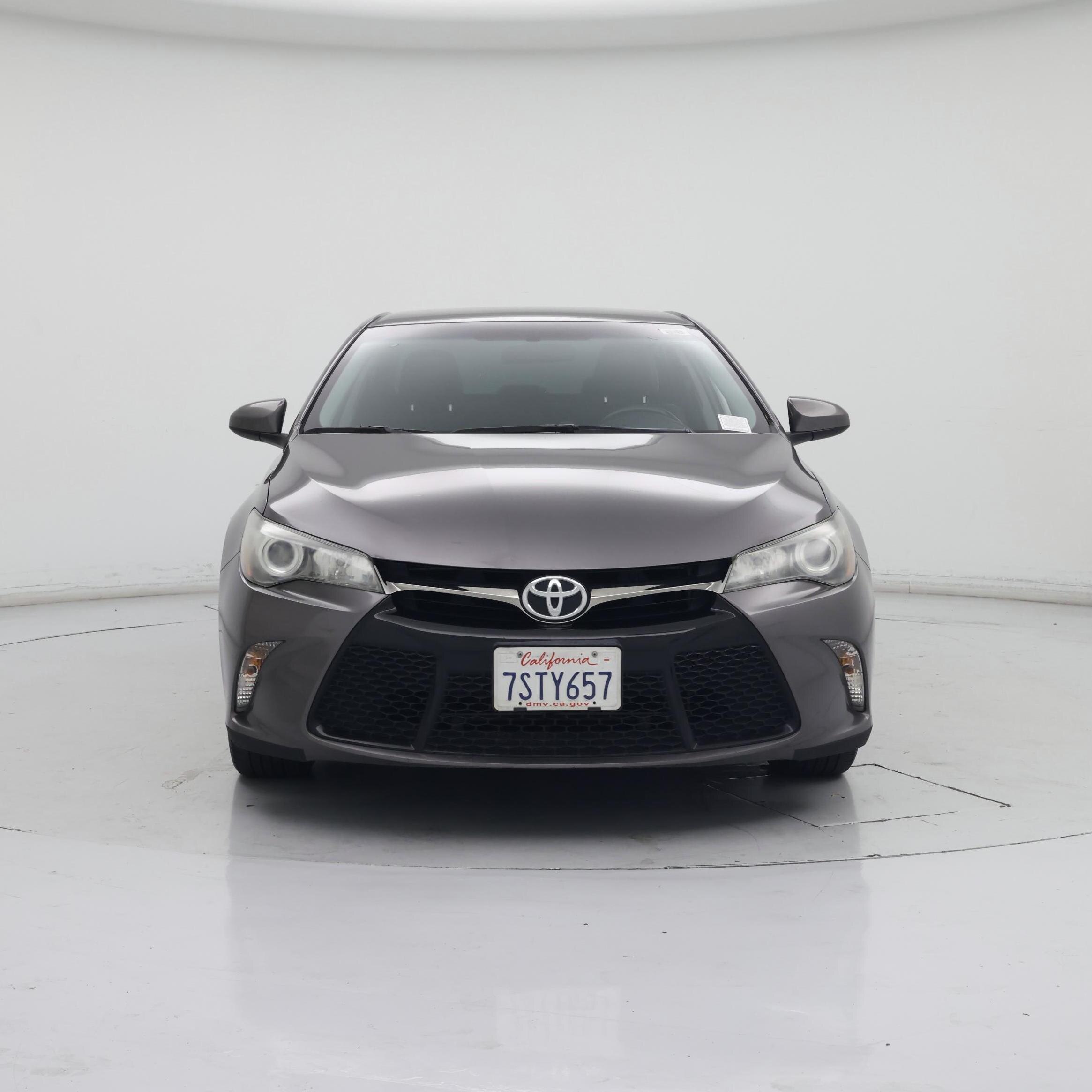 Thumbnail: 2016 Toyota Camry - 5