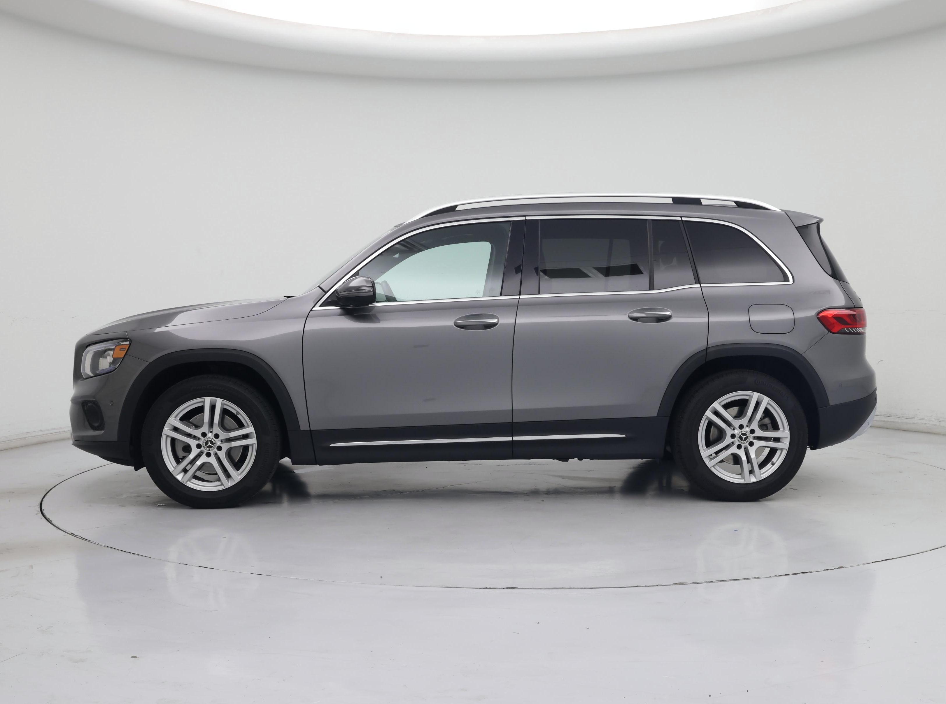 Thumbnail: 2023 Mercedes-Benz GLB - 3