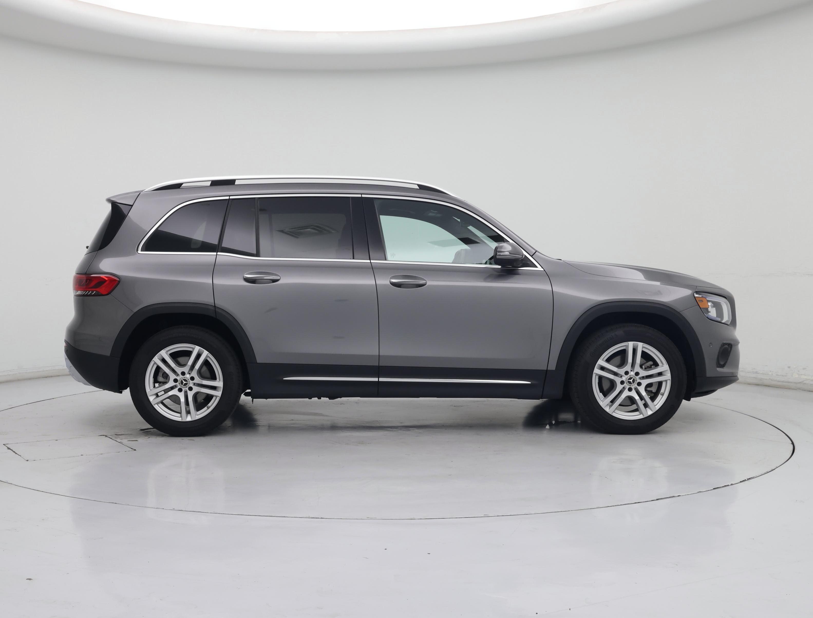 Thumbnail: 2023 Mercedes-Benz GLB - 7