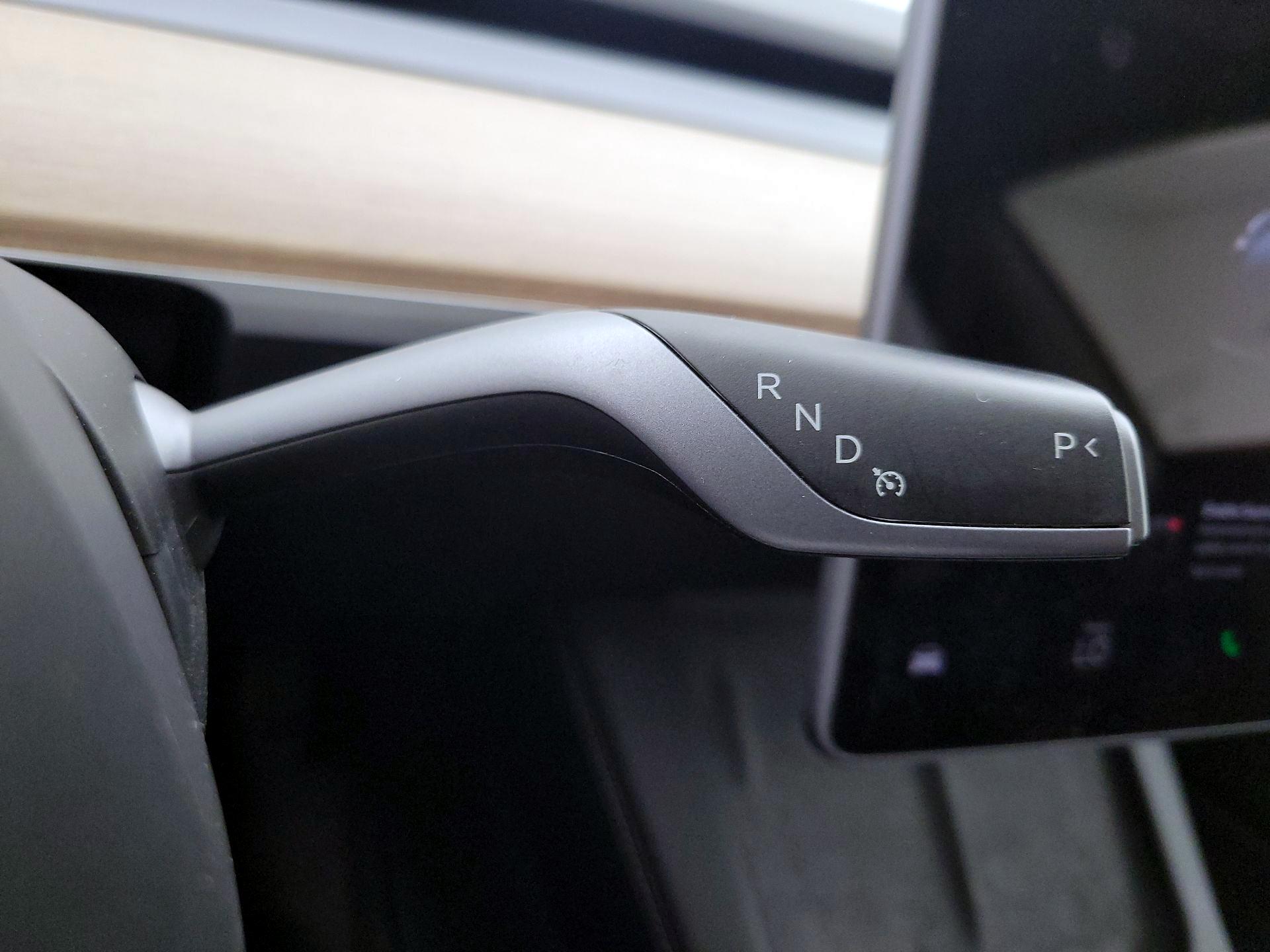 Thumbnail: 2023 Tesla Model 3 - 17