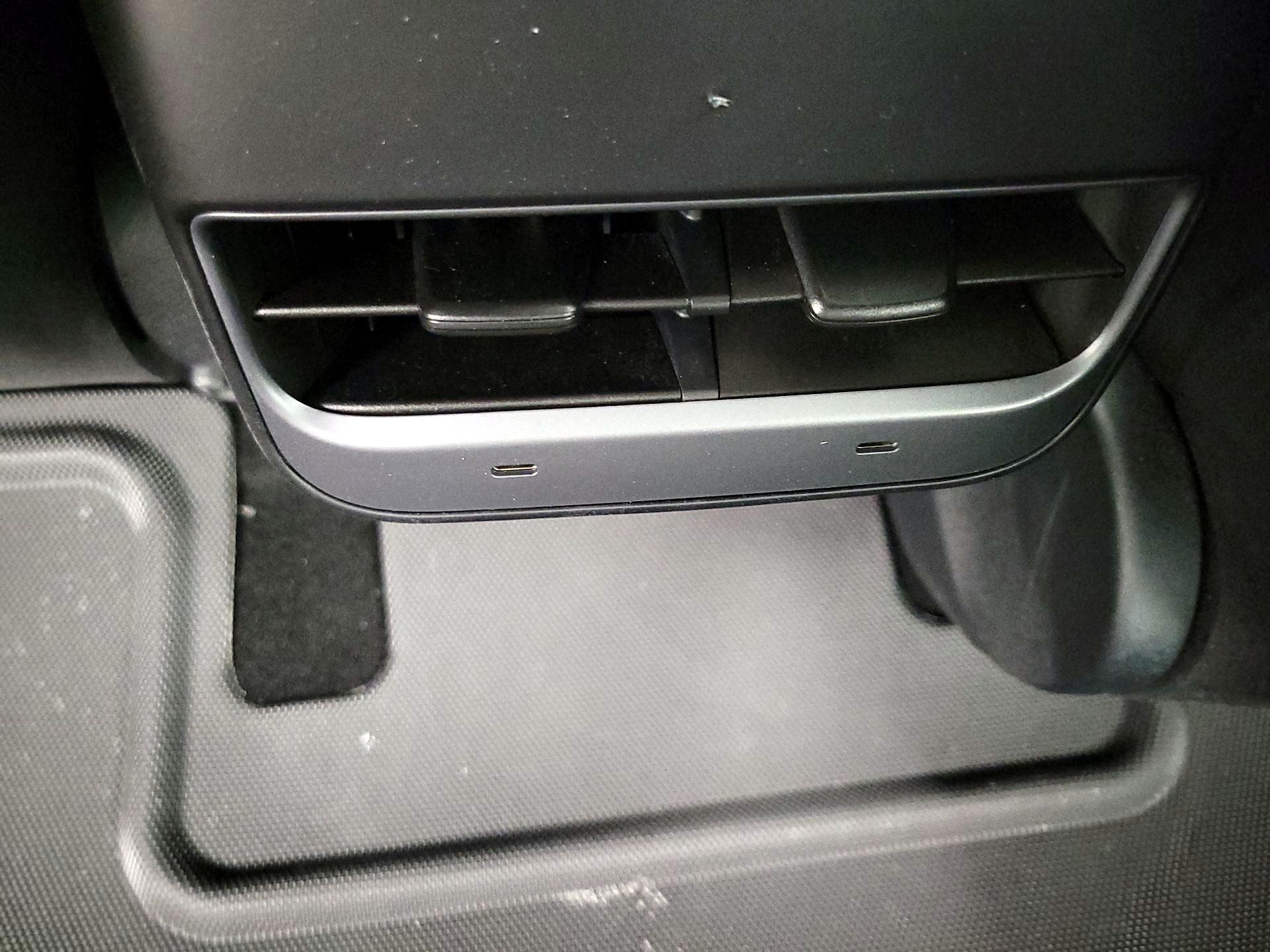 Thumbnail: 2023 Tesla Model 3 - 18