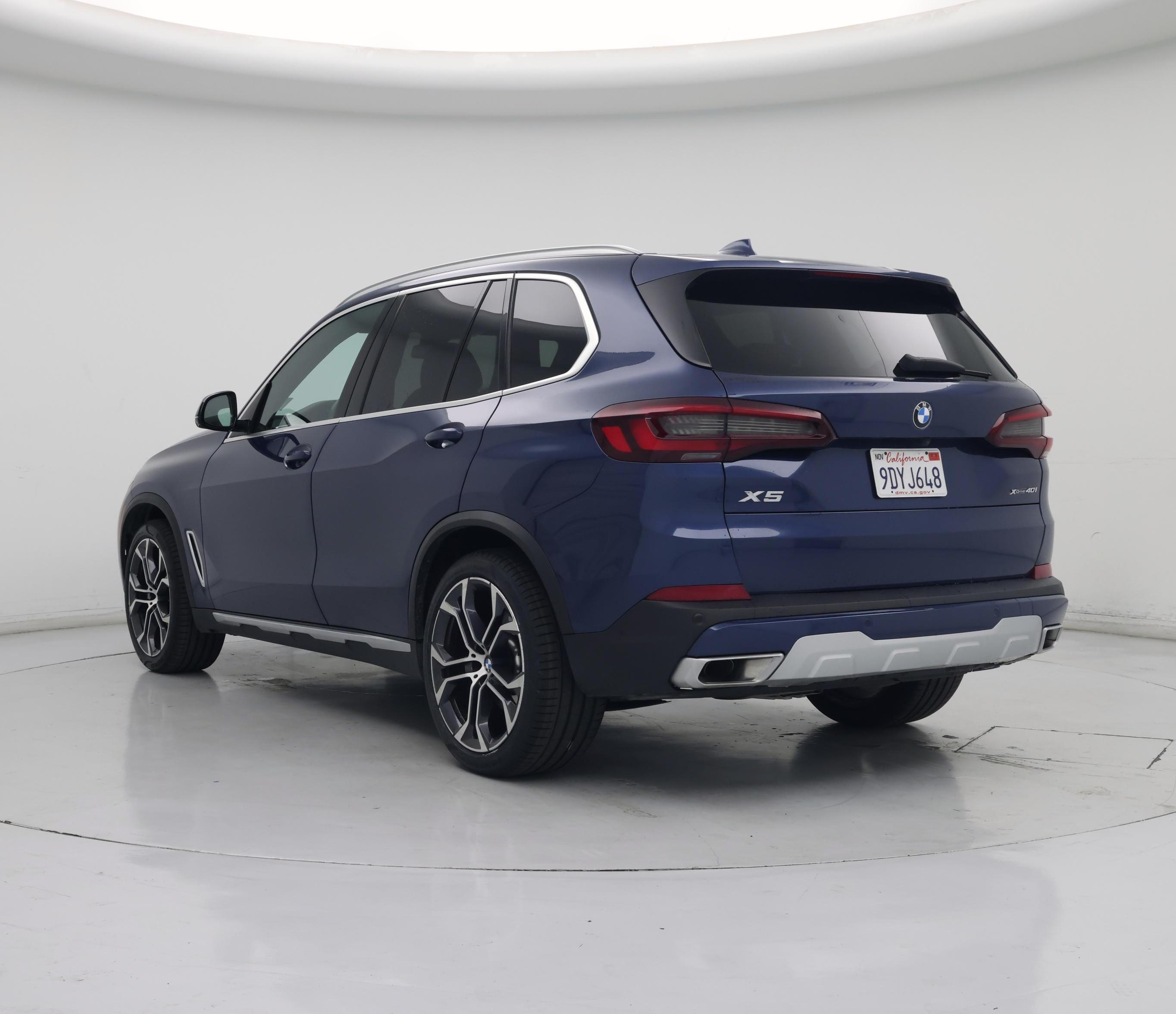 Thumbnail: 2023 BMW X5 - 2