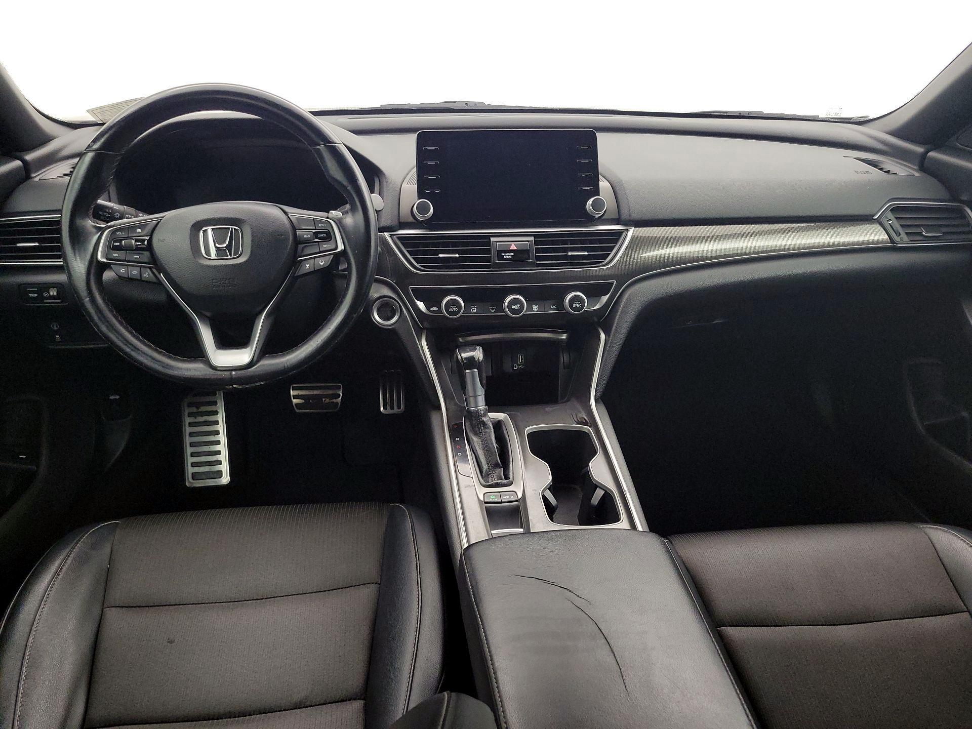 Thumbnail: 2018 Honda Accord - 9