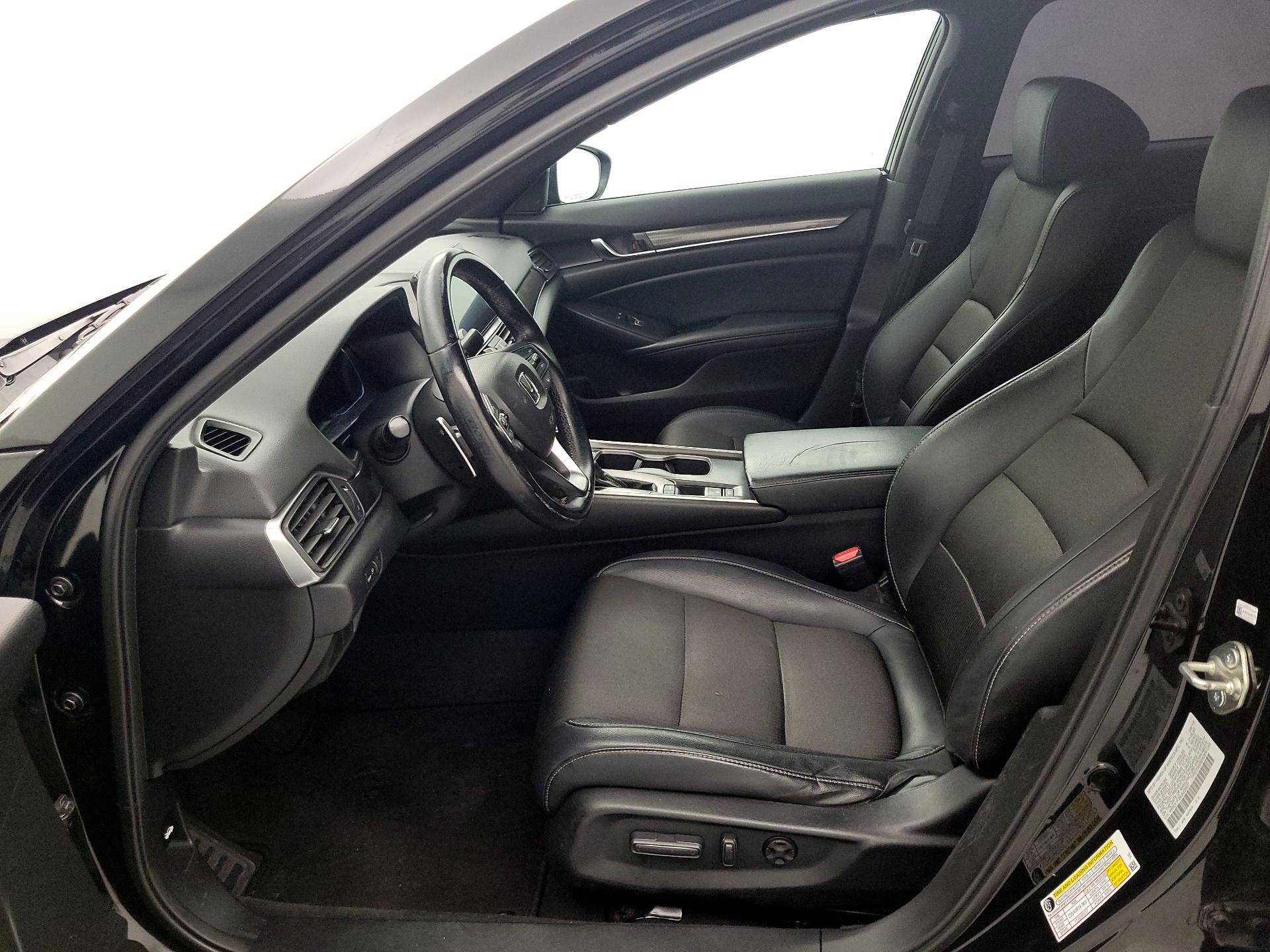 Thumbnail: 2018 Honda Accord - 11