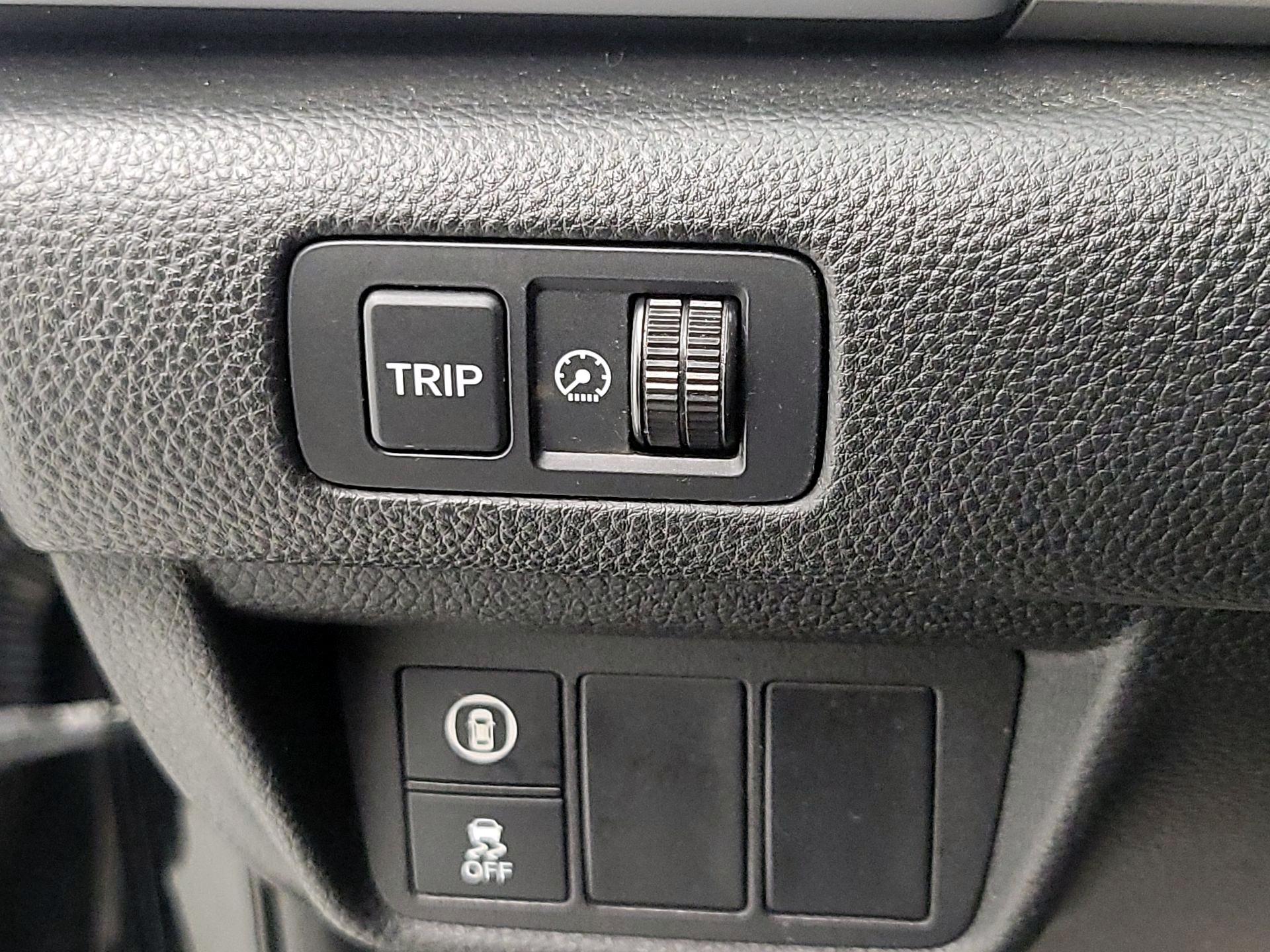 Thumbnail: 2018 Honda Accord - 13