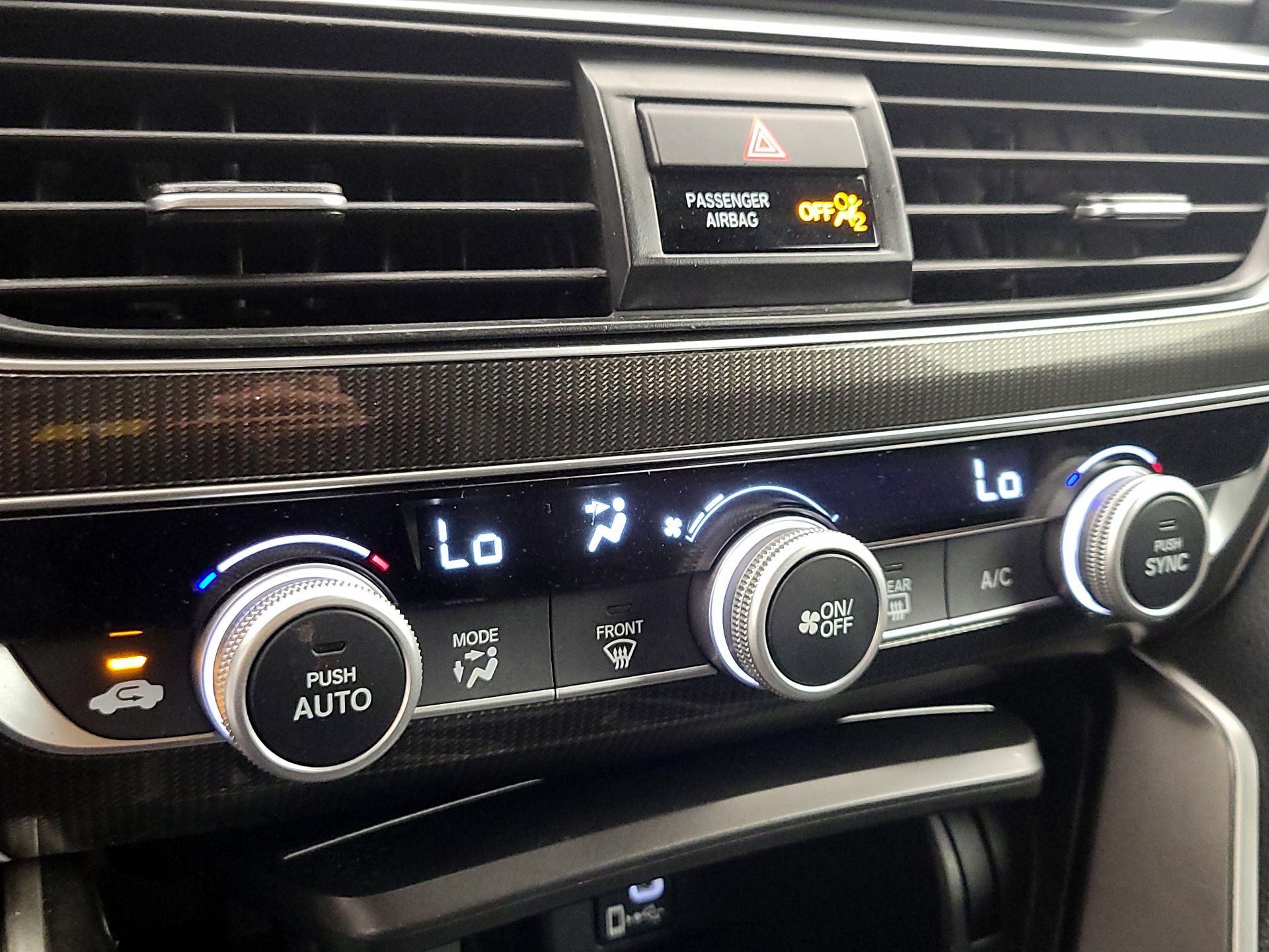 Thumbnail: 2018 Honda Accord - 16