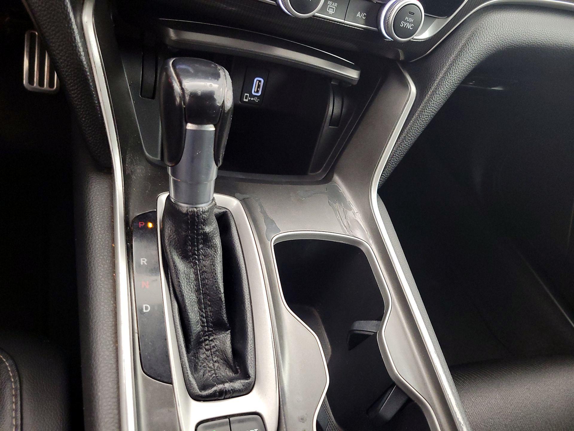 Thumbnail: 2018 Honda Accord - 17