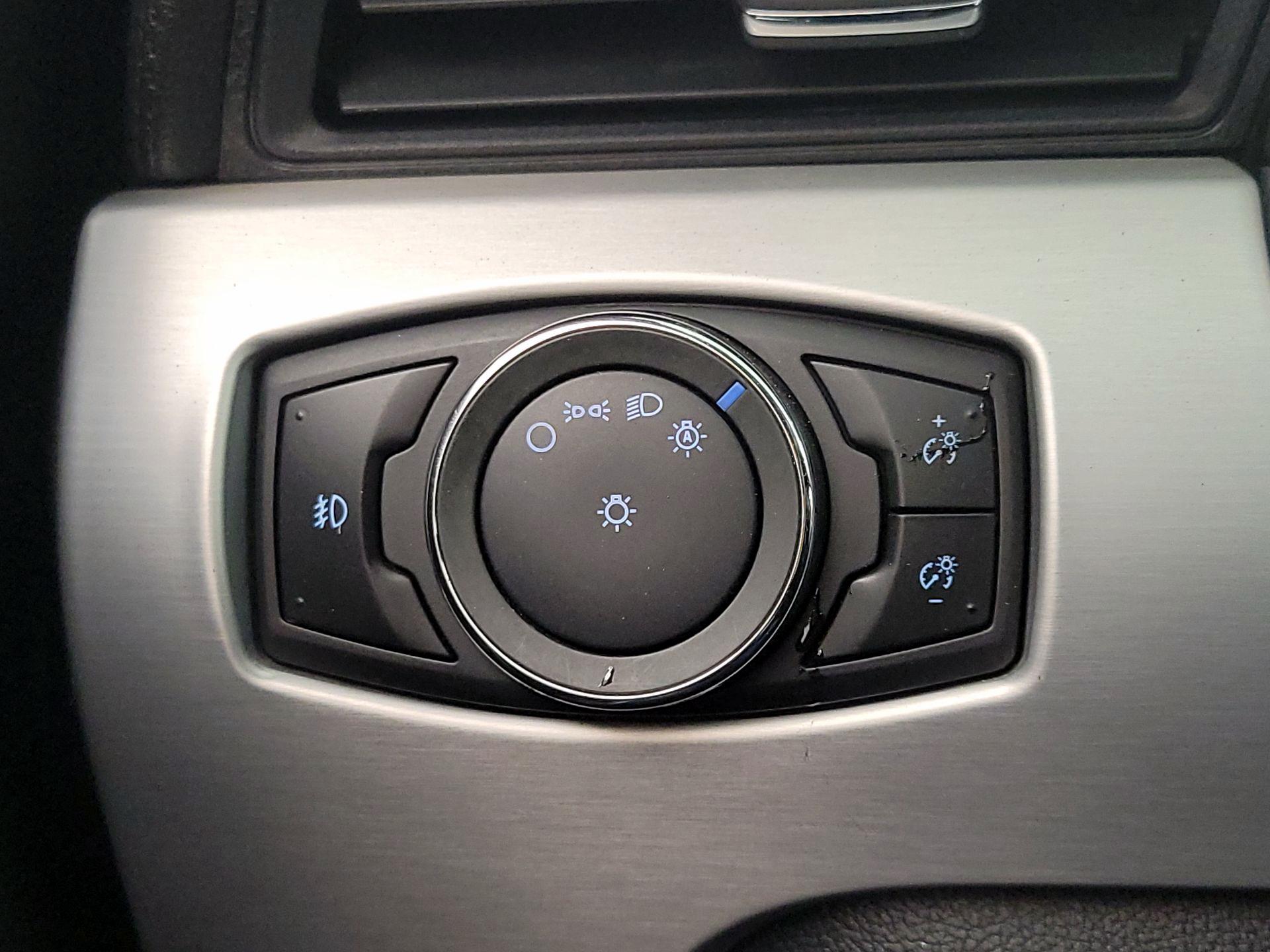 Thumbnail: 2015 Ford Mustang - 13