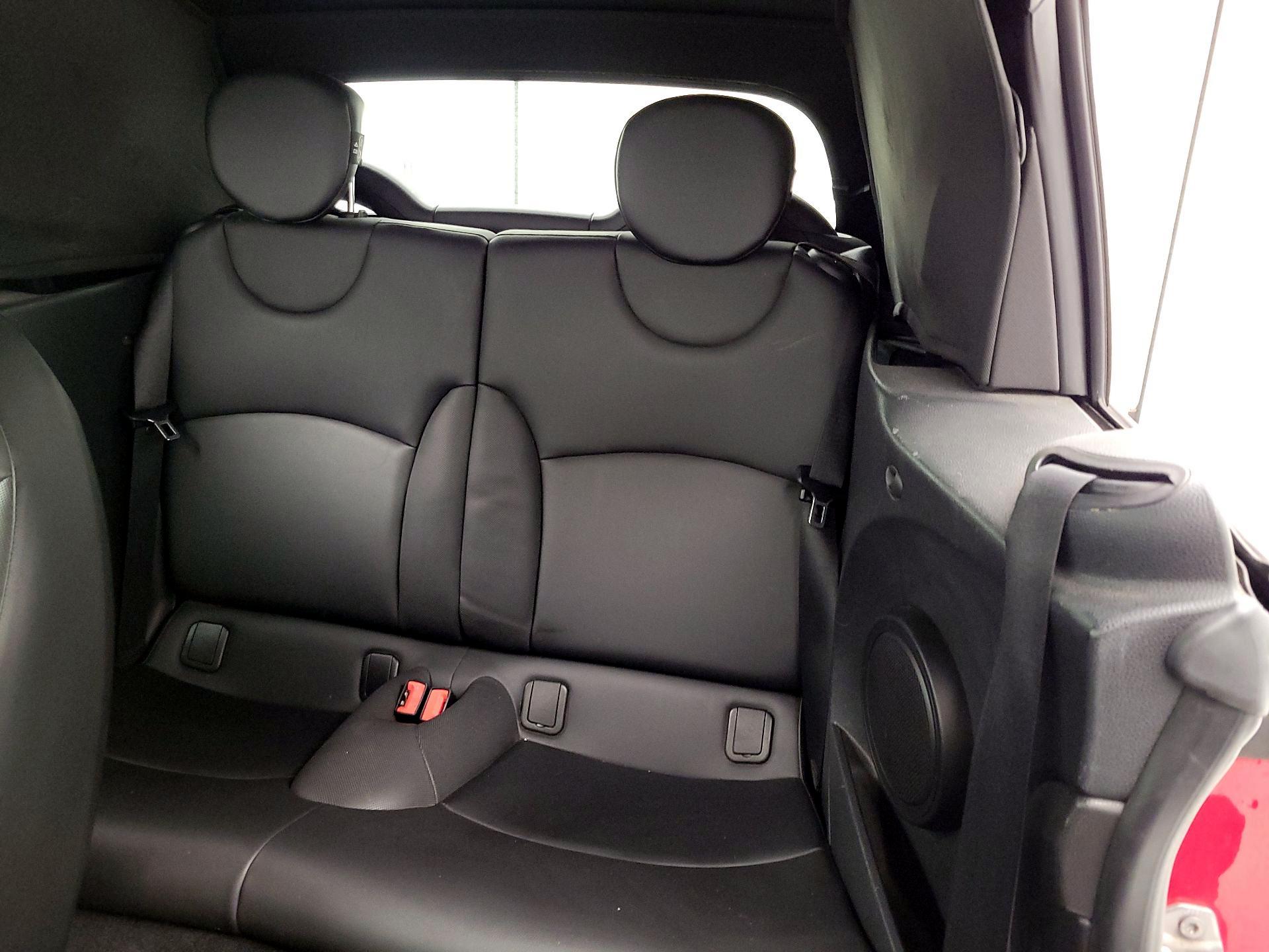 Thumbnail: 2015 MINI Cooper - 17