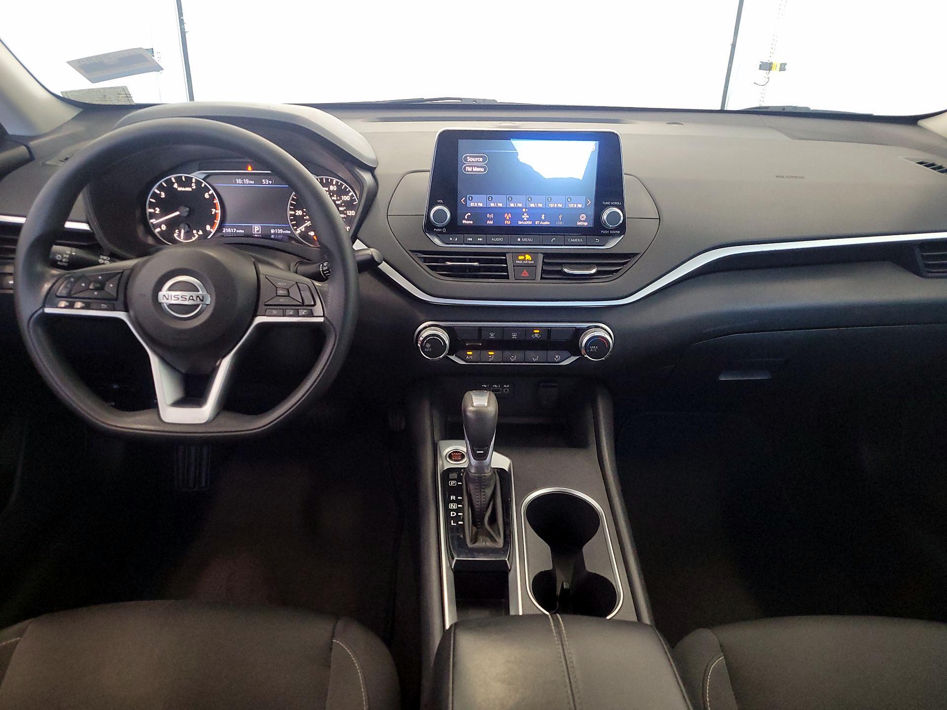 Thumbnail: 2022 Nissan Altima - 9