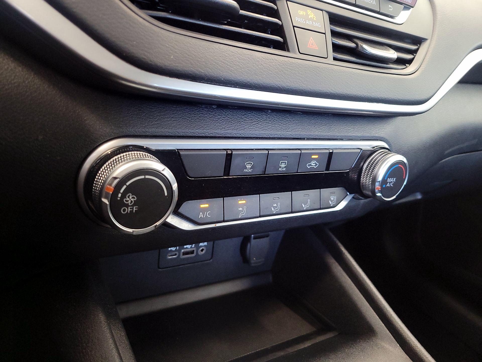 Thumbnail: 2022 Nissan Altima - 16