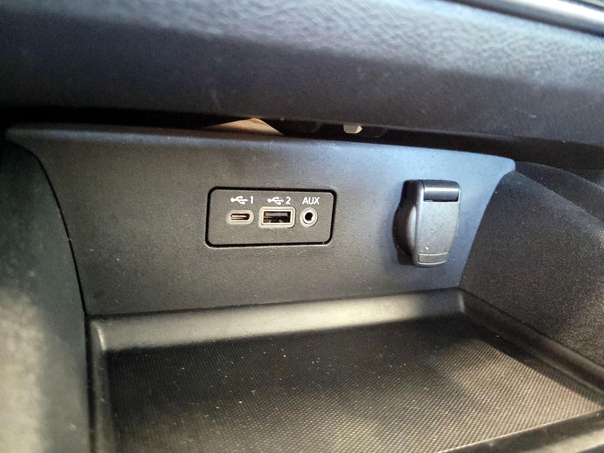 Thumbnail: 2022 Nissan Altima - 18