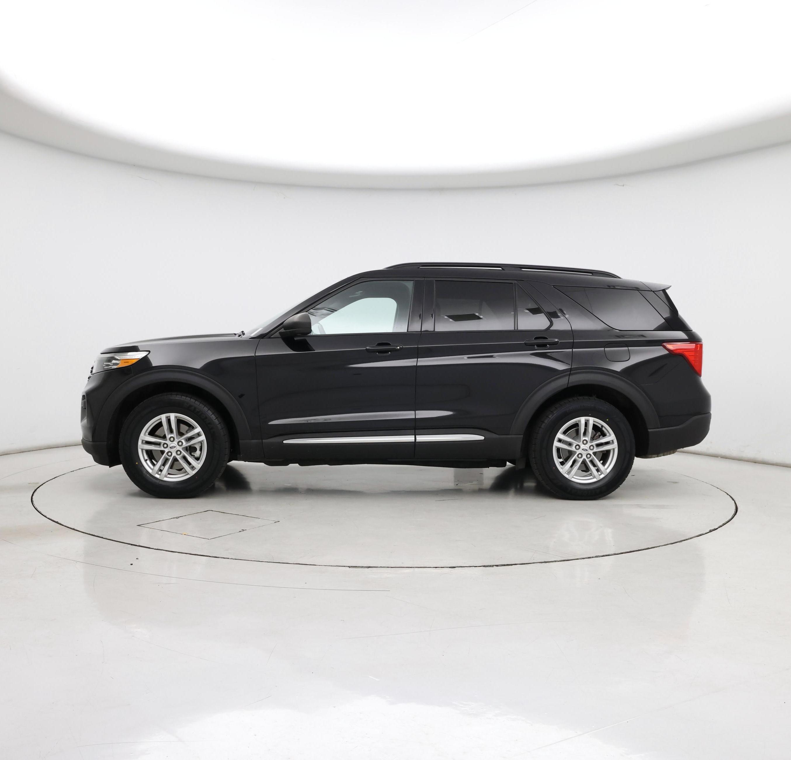 Thumbnail: 2020 Ford Explorer - 3