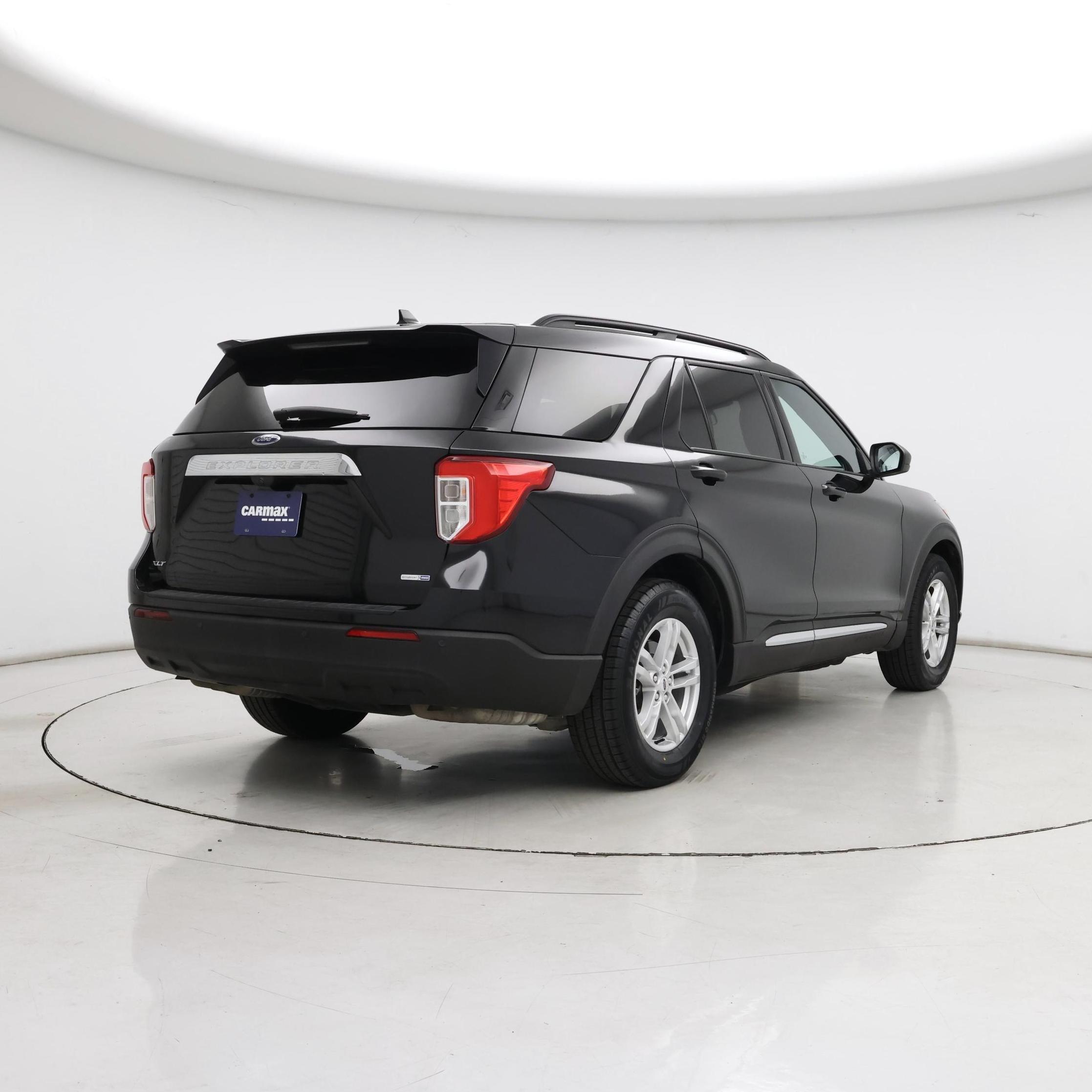 Thumbnail: 2020 Ford Explorer - 8