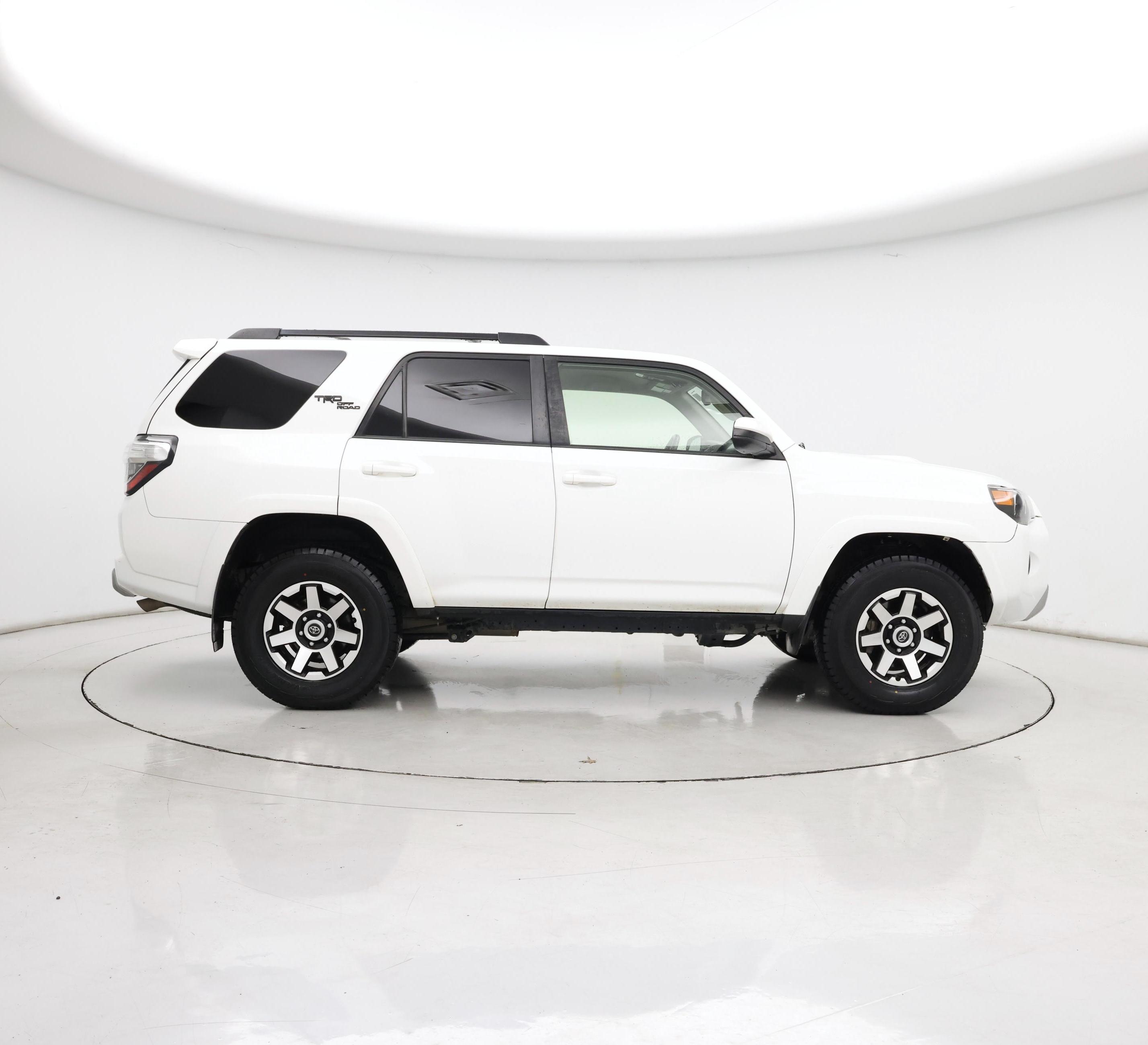 Thumbnail: 2021 Toyota 4Runner - 7