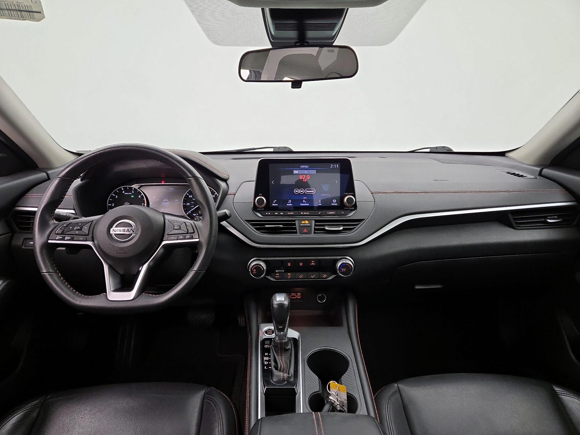 Thumbnail: 2022 Nissan Altima - 9